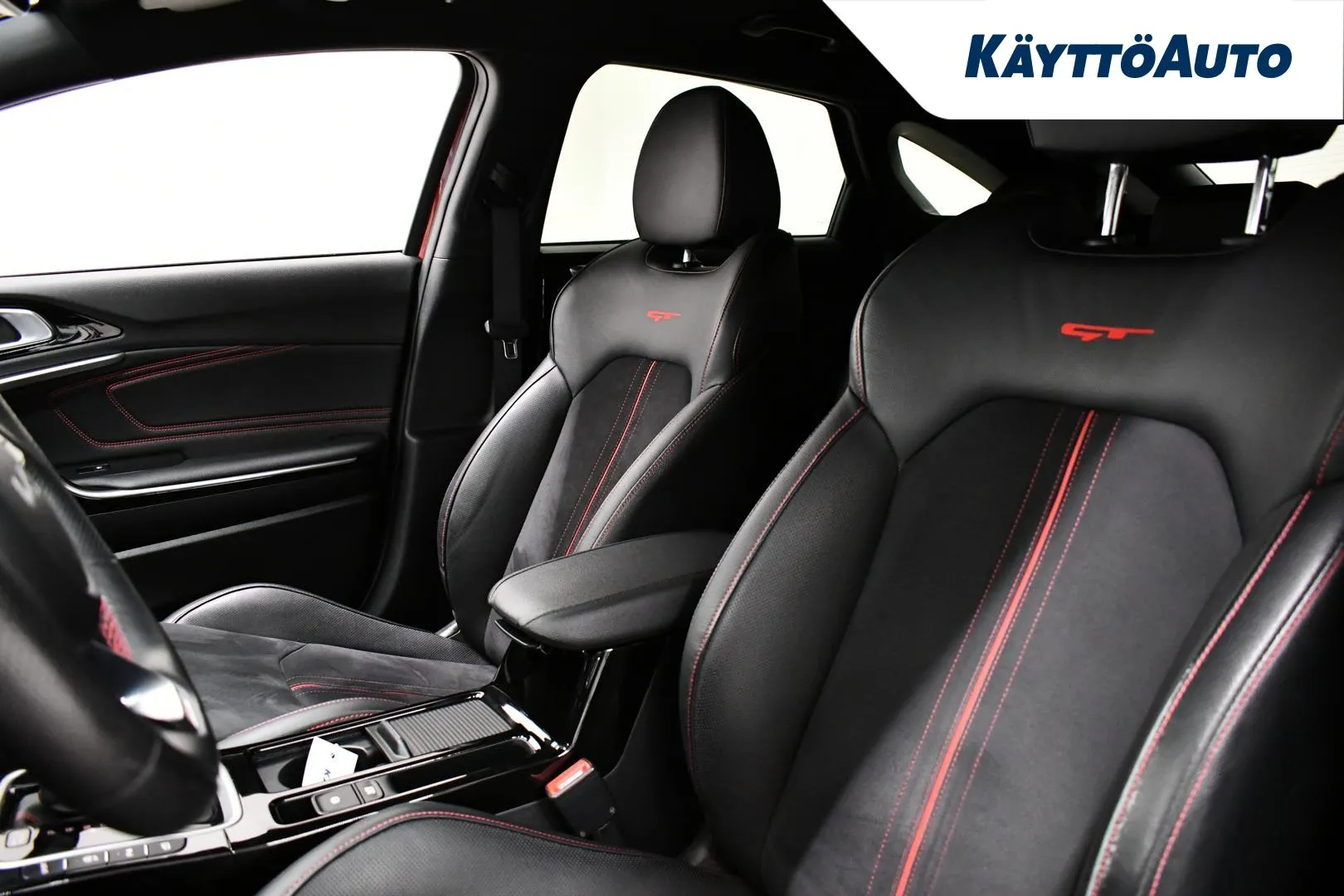 KIA ProCeed MOU-214 carousel image