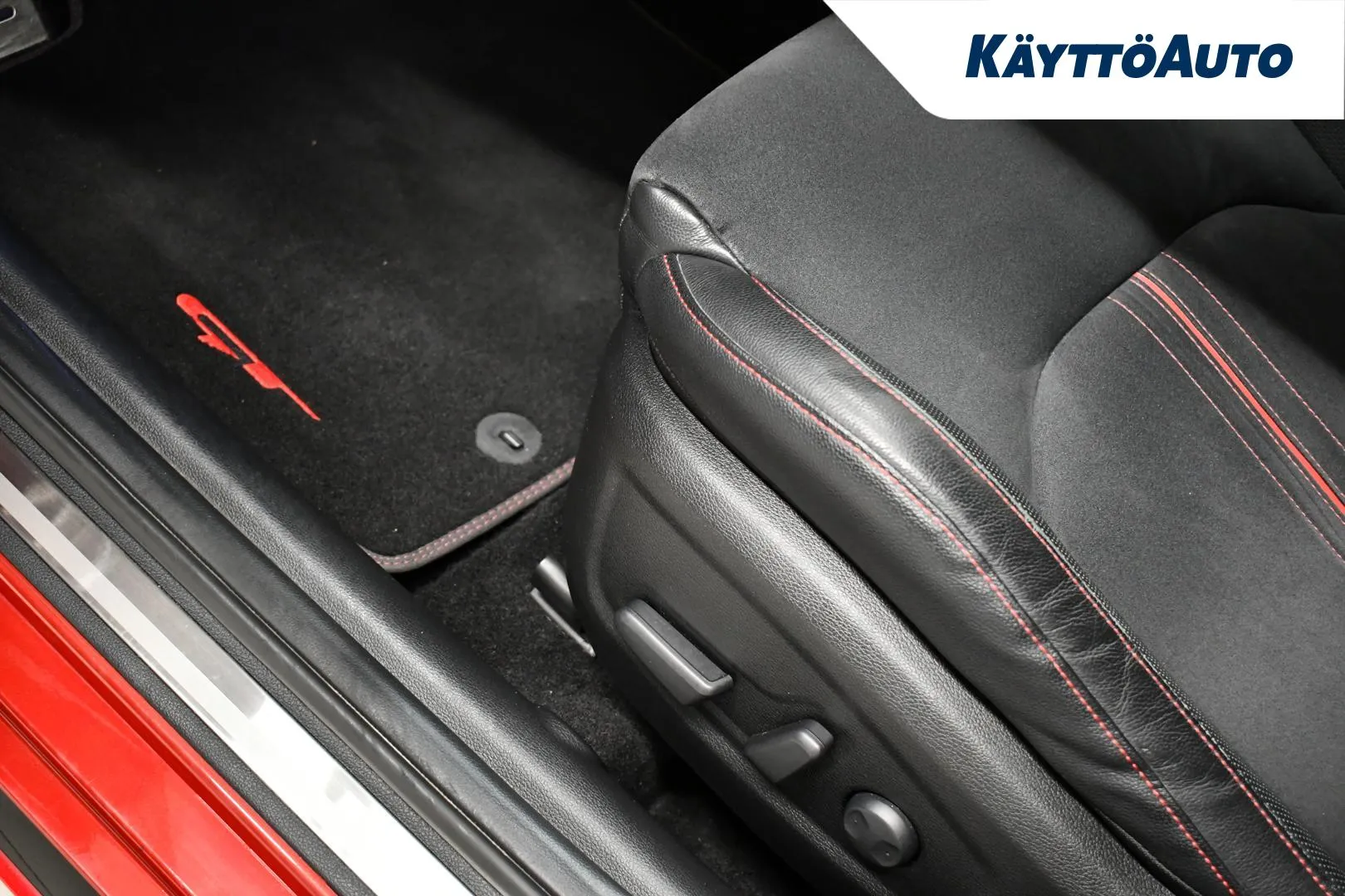 KIA ProCeed MOU-214 carousel image