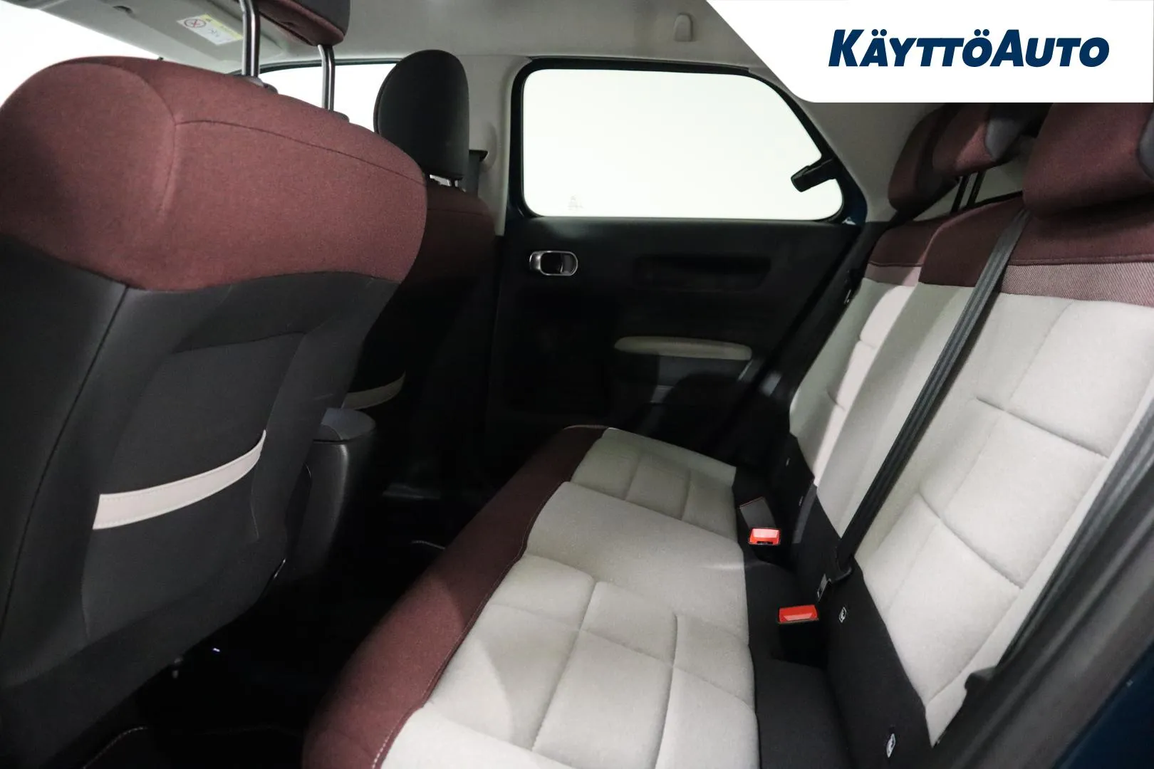 CITROEN C4 Cactus YKE-369 carousel image