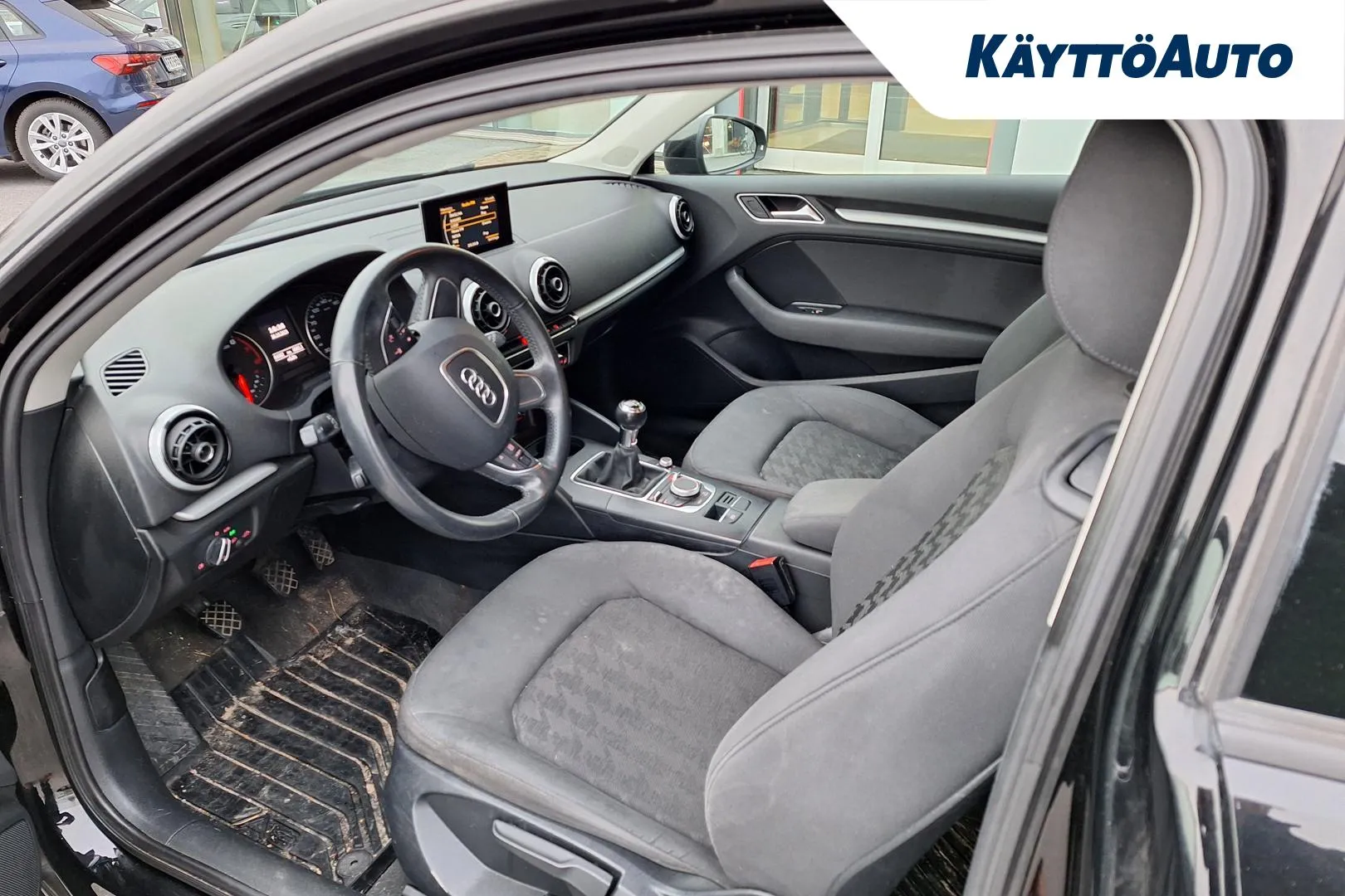 AUDI A3 NJJ-487 carousel image