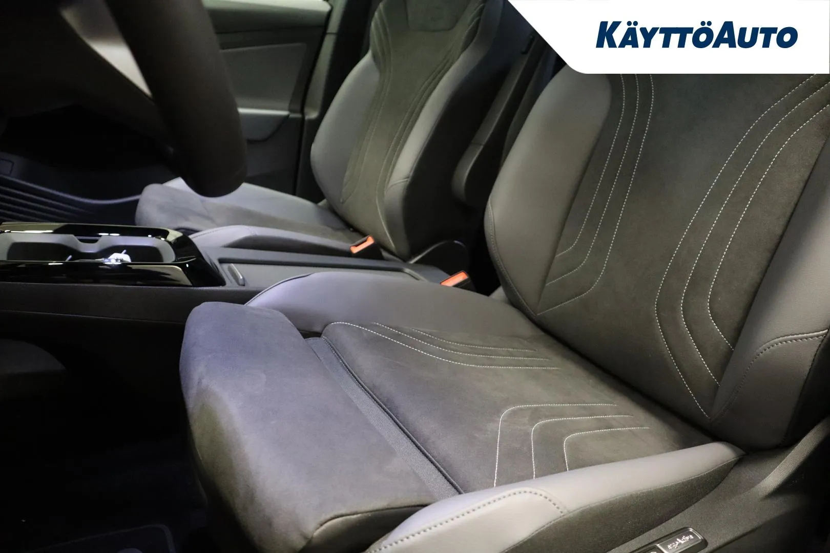 Volkswagen ID.4 YYF-775 carousel image