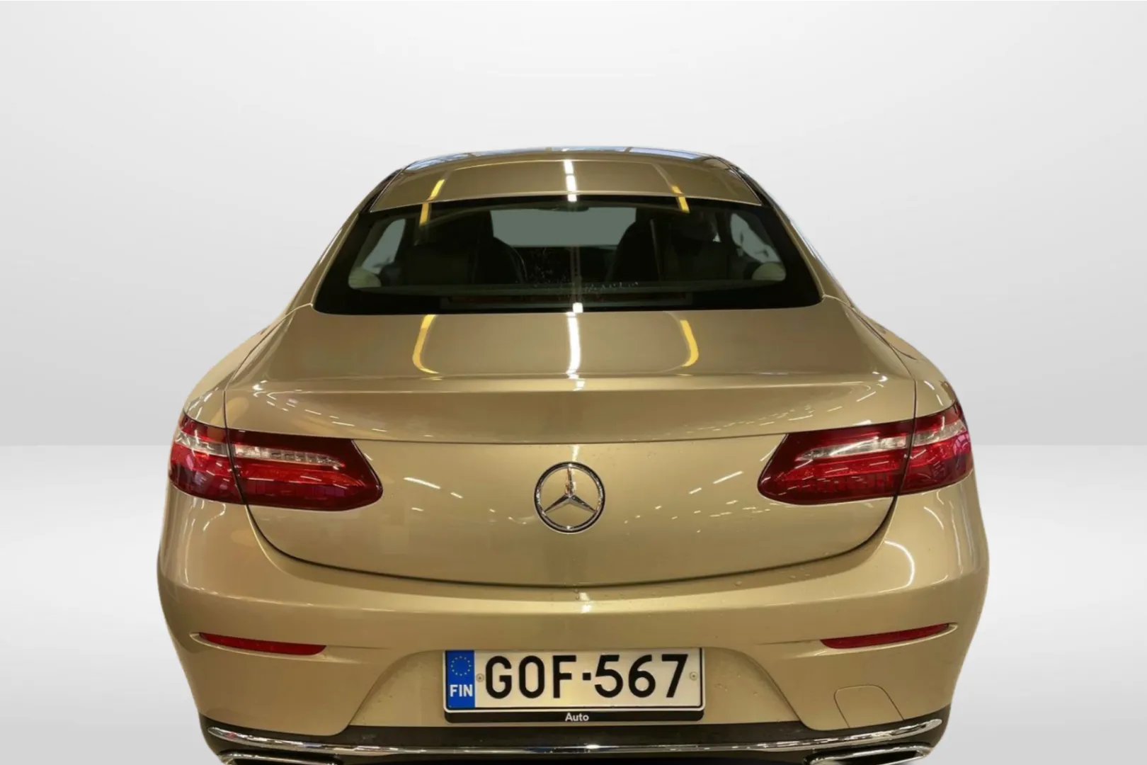 Mercedes-Benz E GOF-567 carousel image