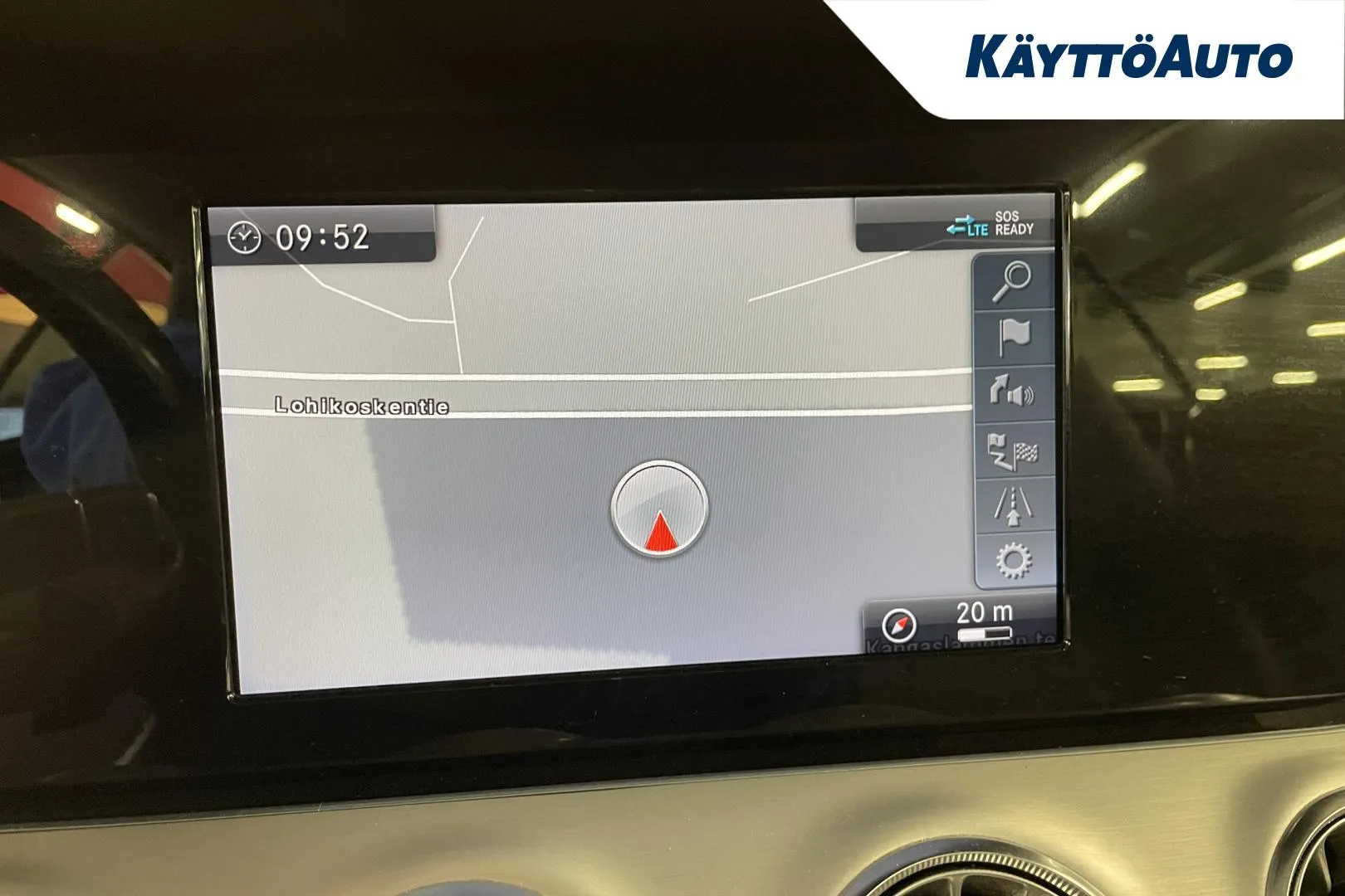 Mercedes-Benz E GOF-567 carousel image