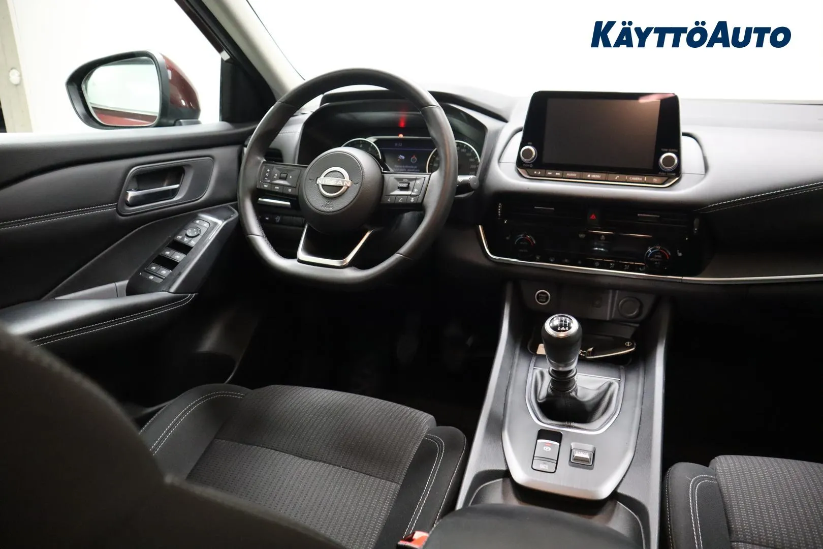 NISSAN Qashqai NNR-180 carousel image