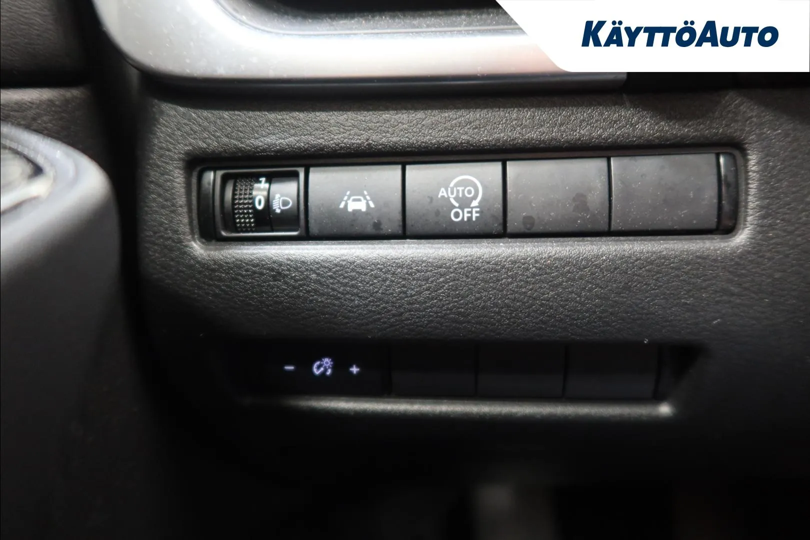 Nissan Qashqai NNR-180 carousel image