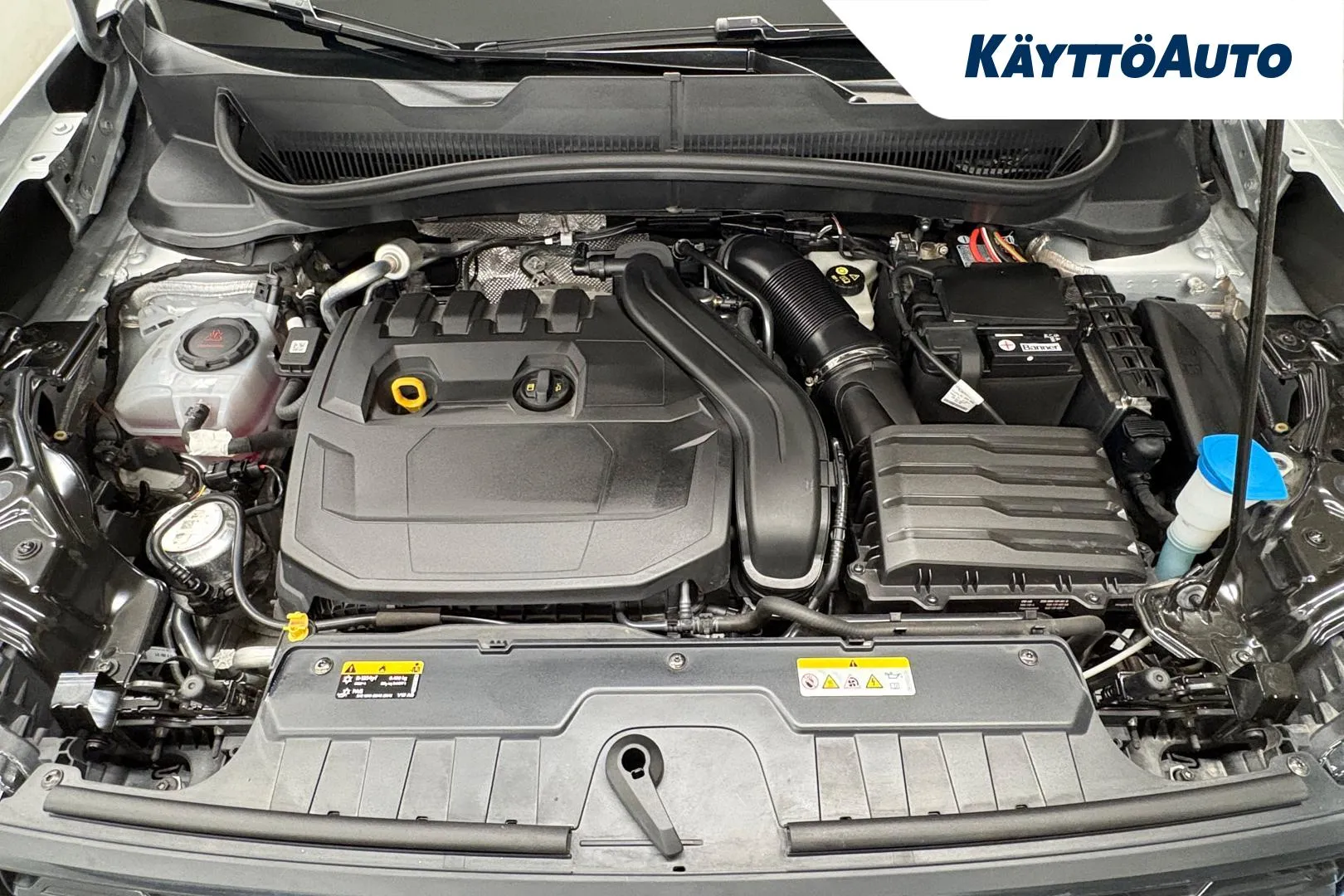 VOLKSWAGEN T-Cross YXP-306 carousel image