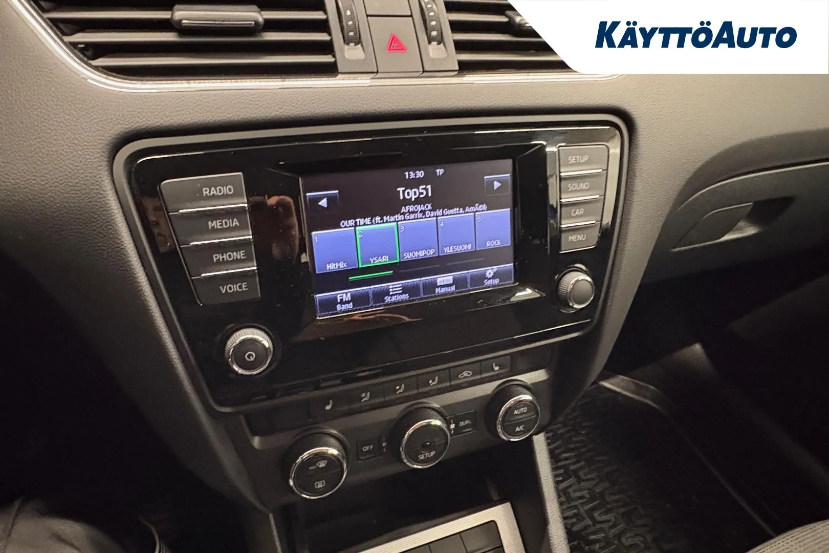 SKODA Octavia NJK-848 carousel image