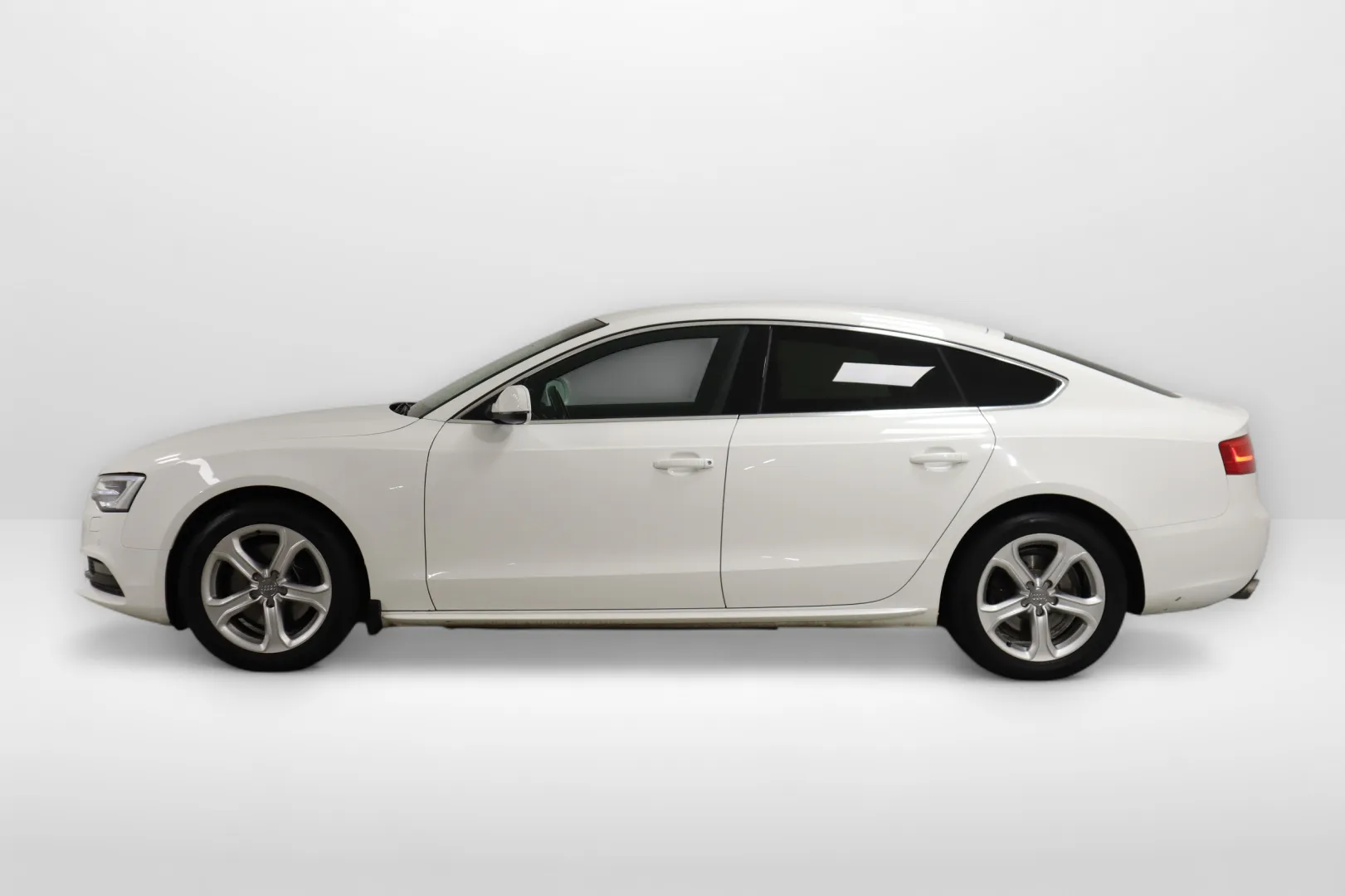 AUDI A5 KRT-383 carousel image