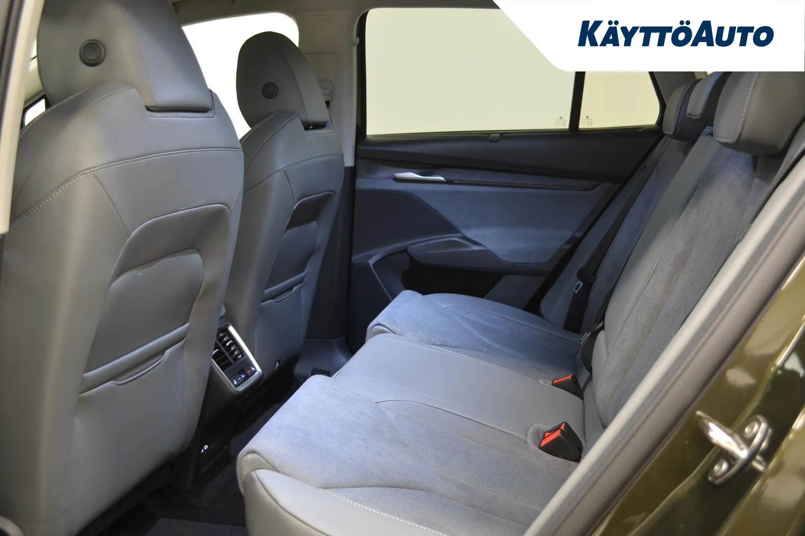 Skoda Enyaq JOM-794 carousel image