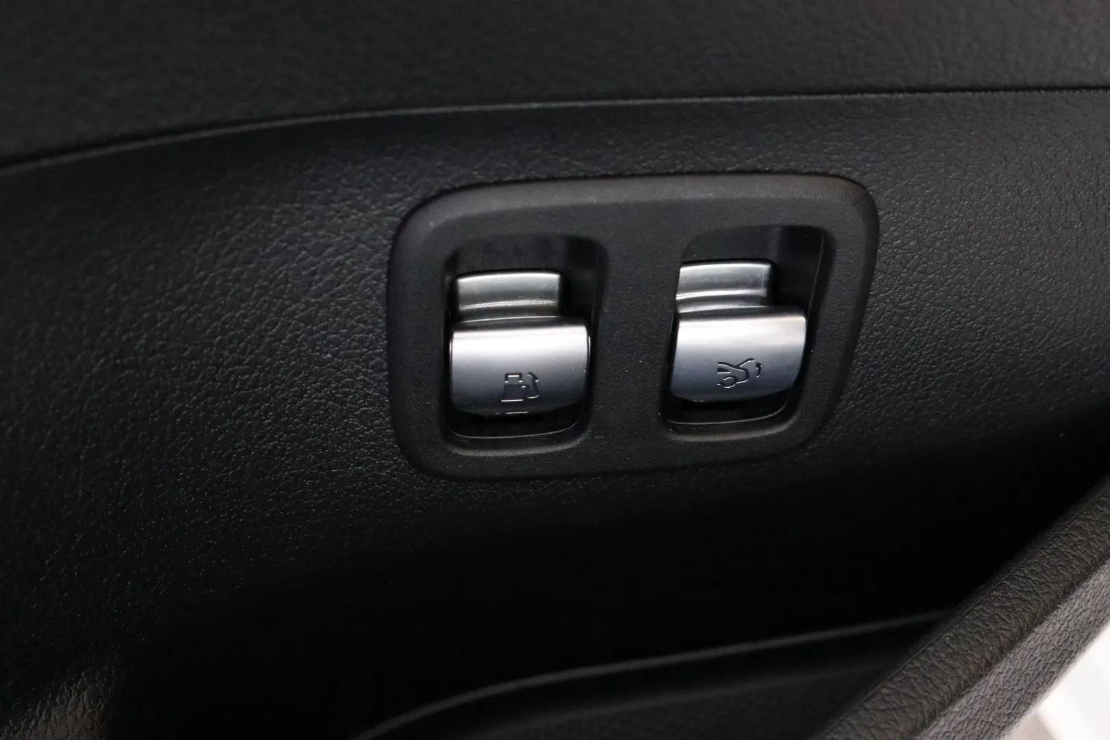 MERCEDES-BENZ C CRB-231 carousel image