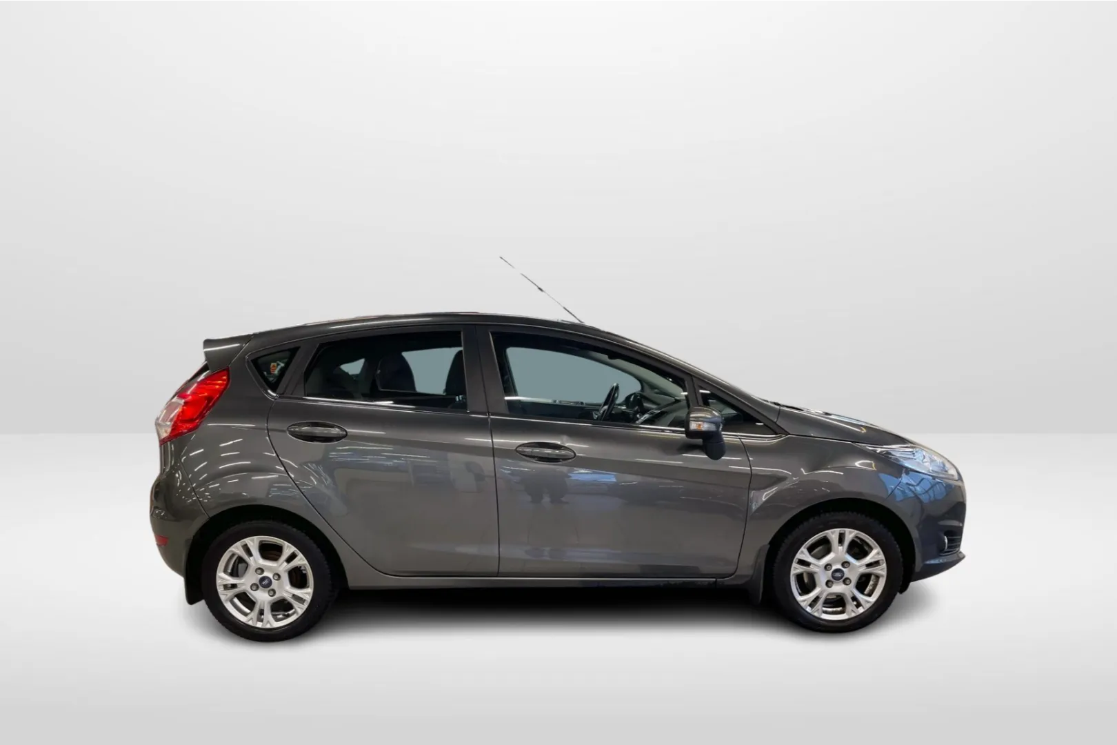 Ford Fiesta RSK-495 carousel image