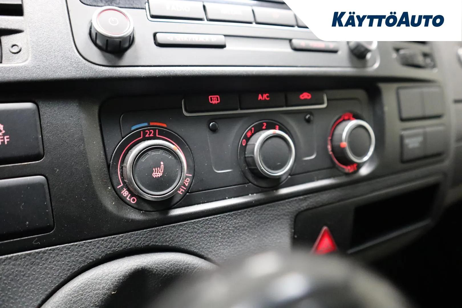 VOLKSWAGEN Transporter SLR-862 carousel image