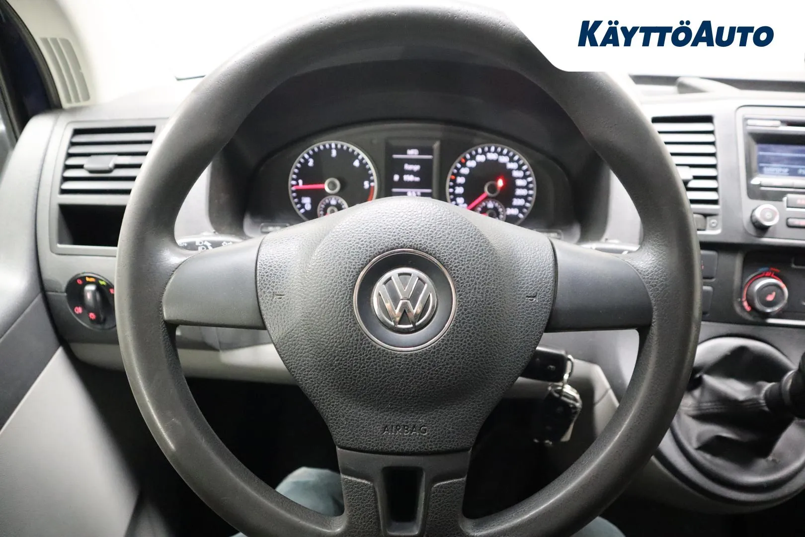 VOLKSWAGEN Transporter SLR-862 carousel image