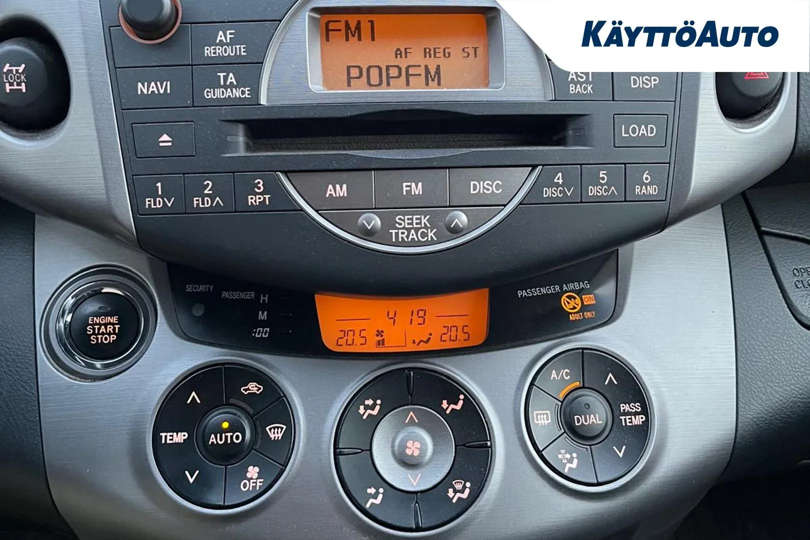 Toyota RAV4 YGI-214 carousel image