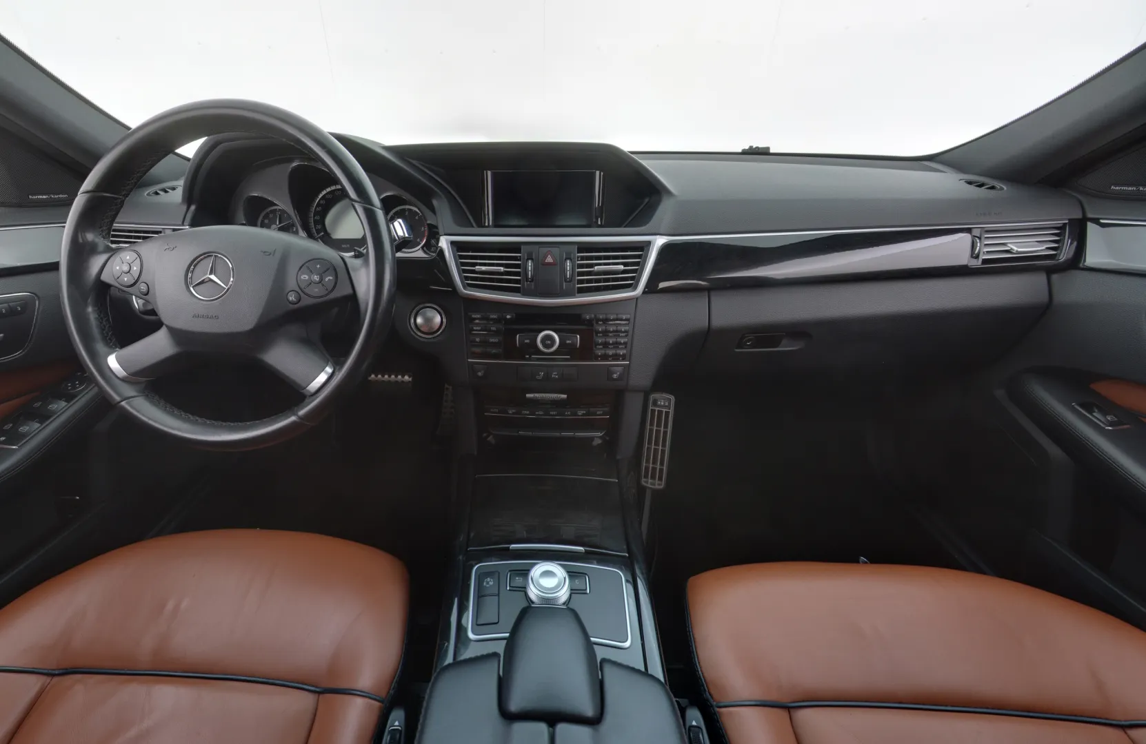 MERCEDES-BENZ E BVL-517 carousel image