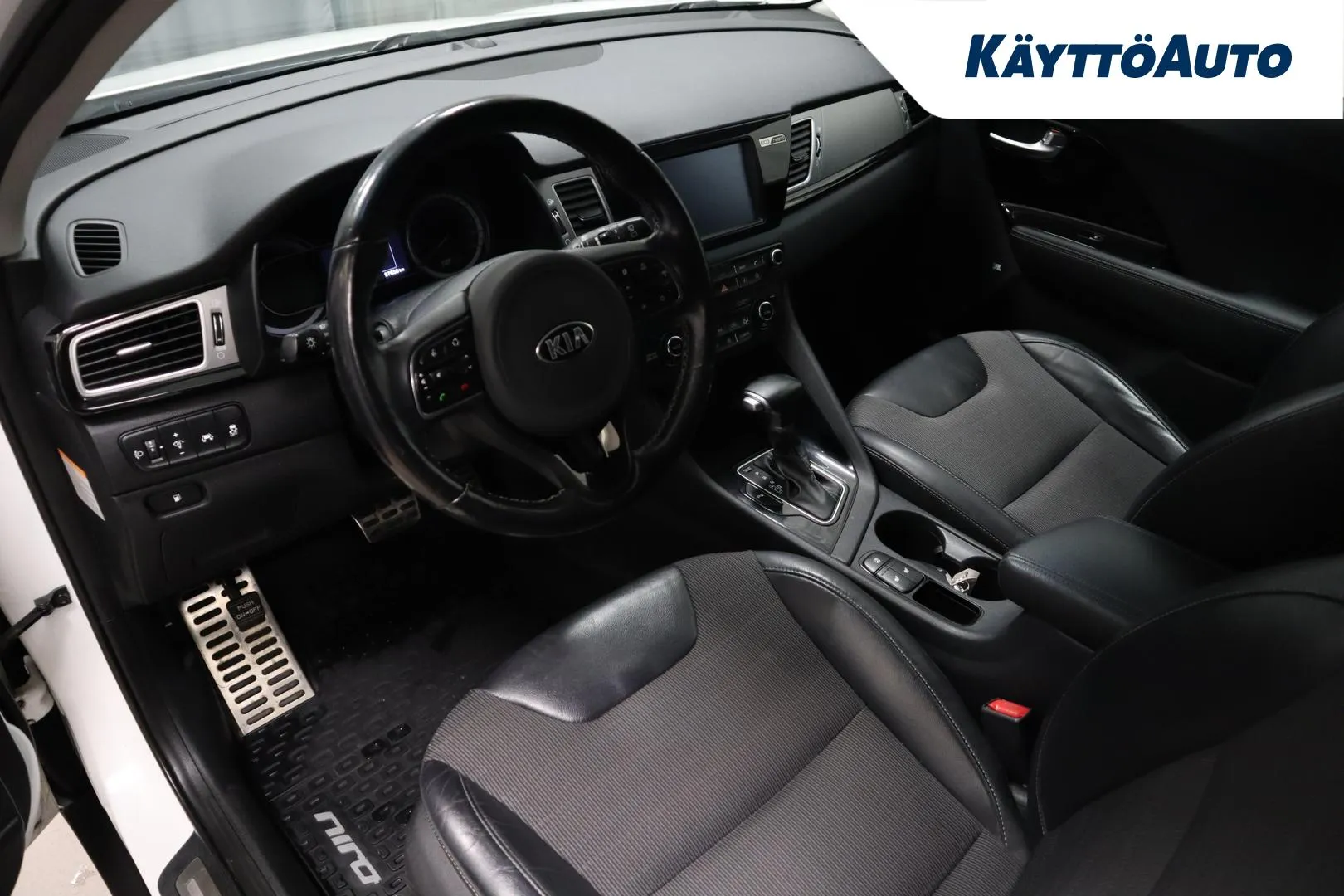 KIA Niro YJI-482 carousel image