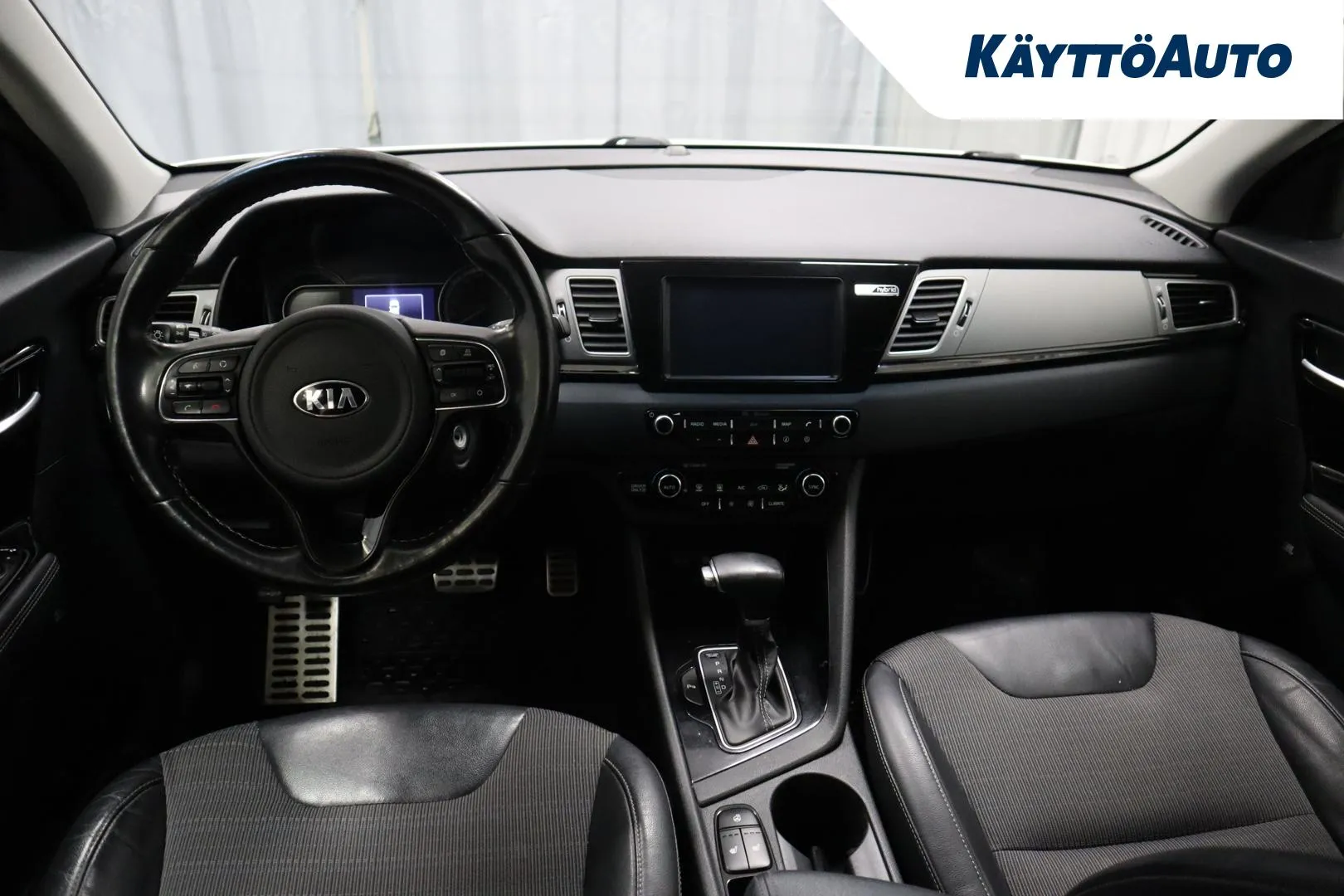 KIA Niro YJI-482 carousel image