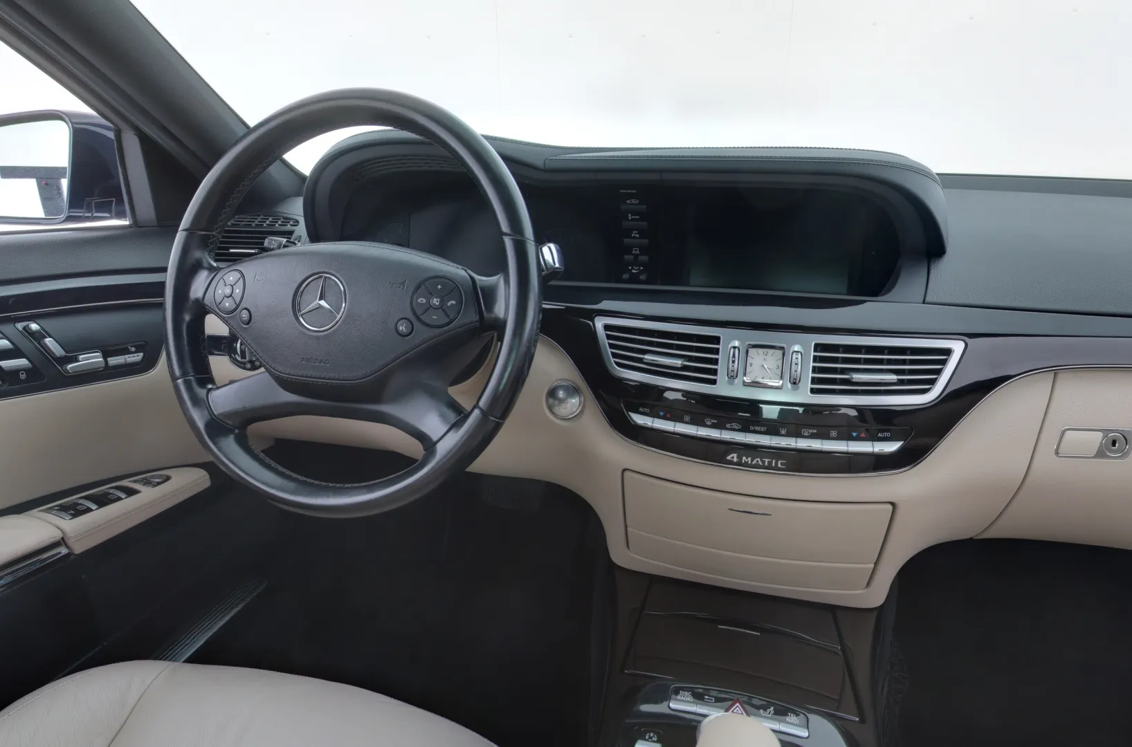 MERCEDES-BENZ S KRT-824 carousel image