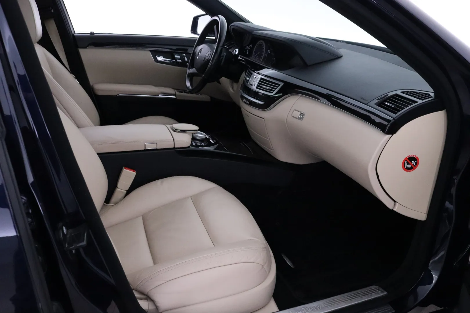 MERCEDES-BENZ S KRT-824 carousel image