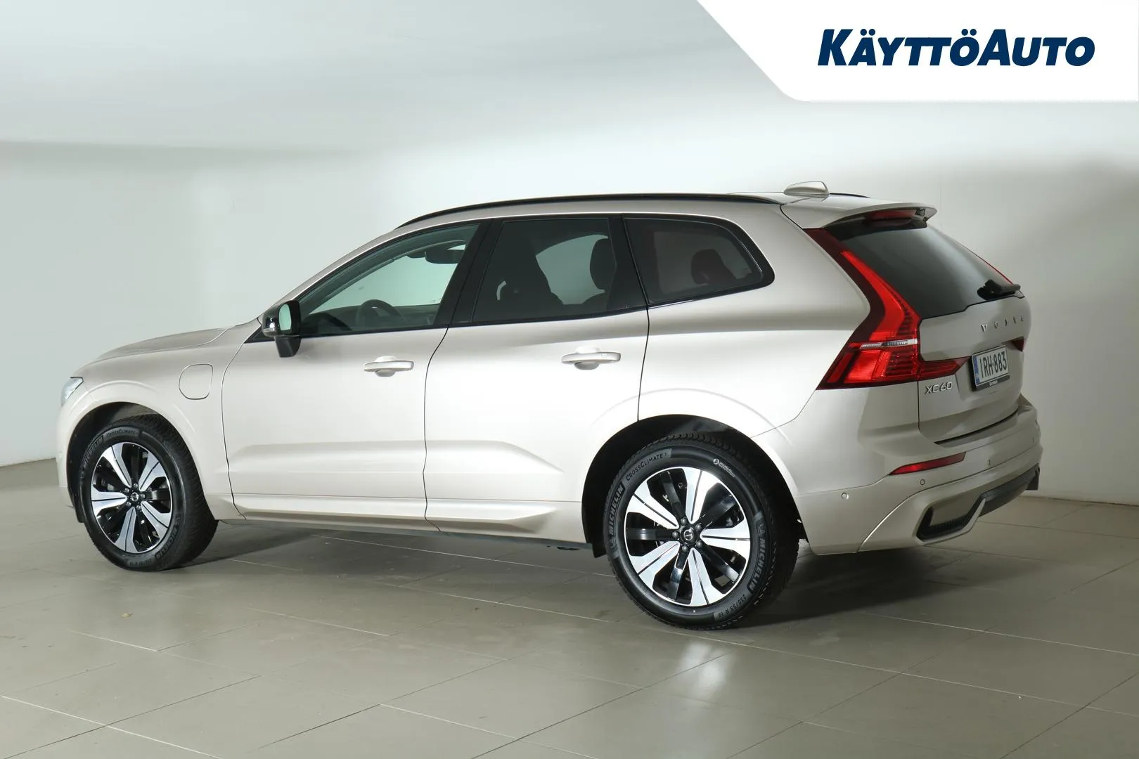 VOLVO XC60 IRH-883 carousel image