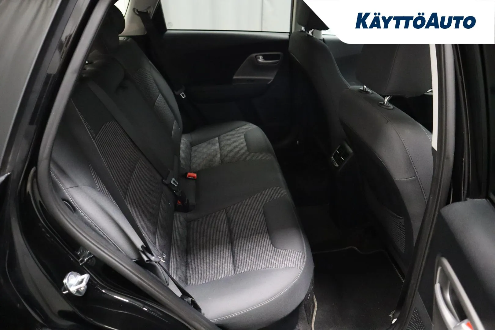 KIA Niro MOE-386 carousel image