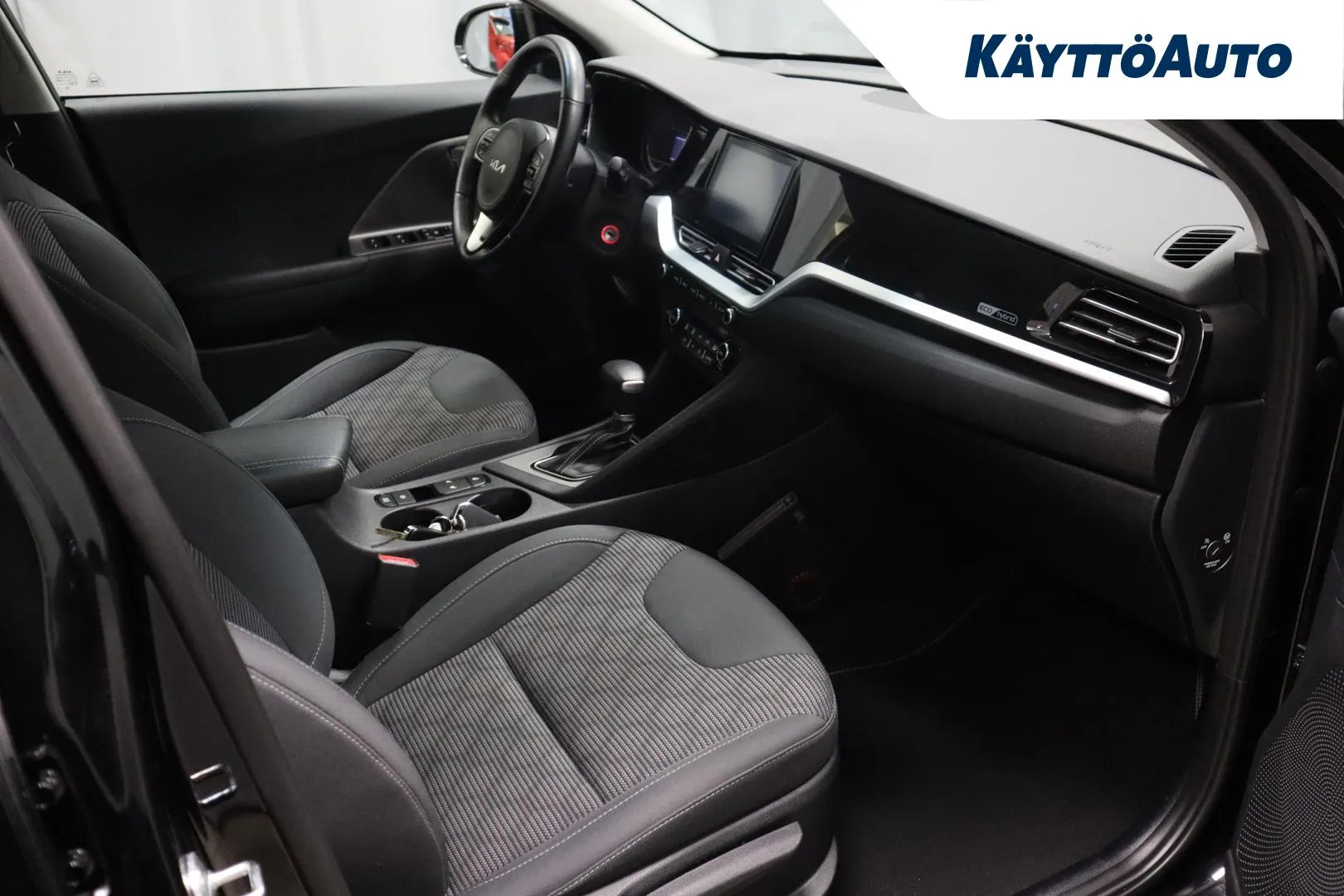 KIA Niro MOE-386 carousel image