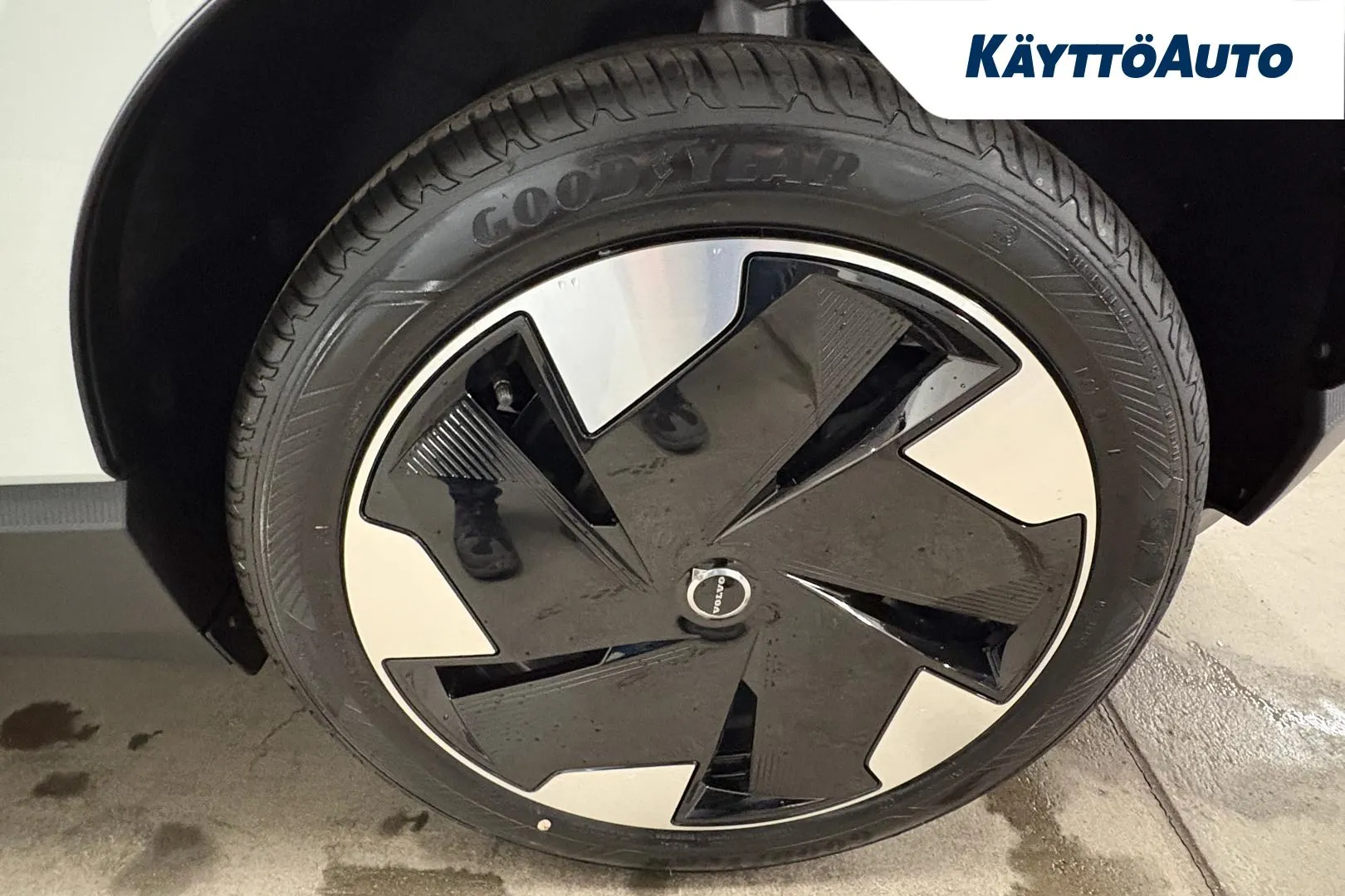 Volvo EX30 ISV-444 carousel image