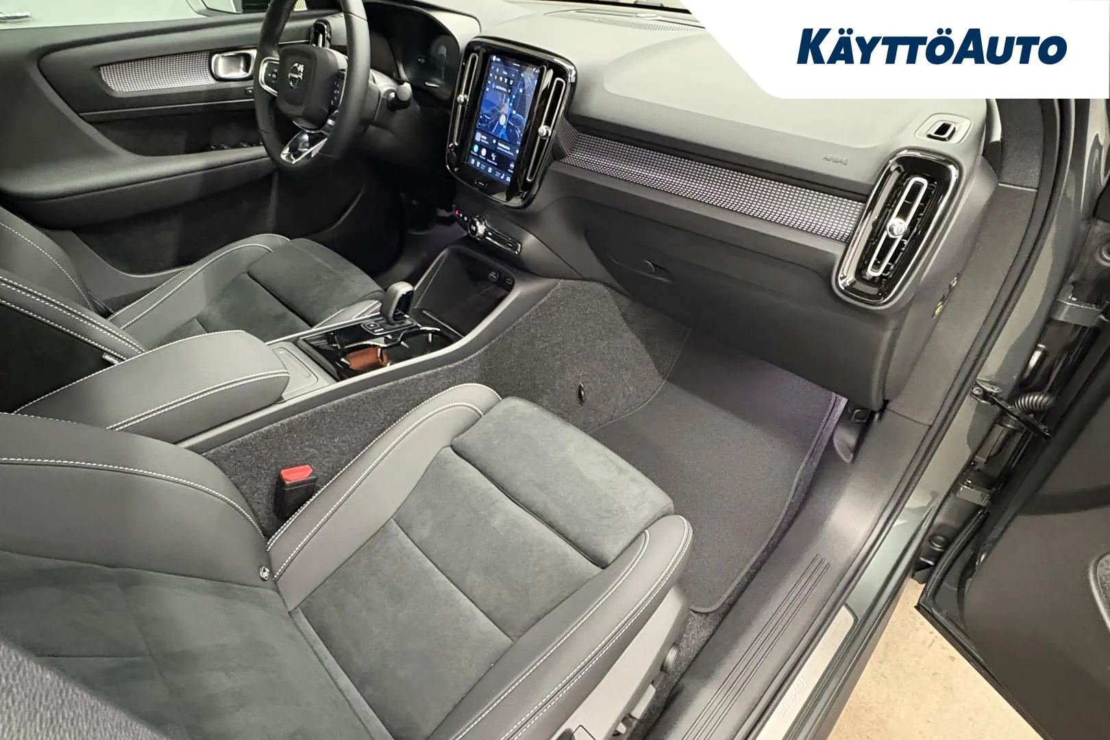 Volvo EC40 FSS-939 carousel image