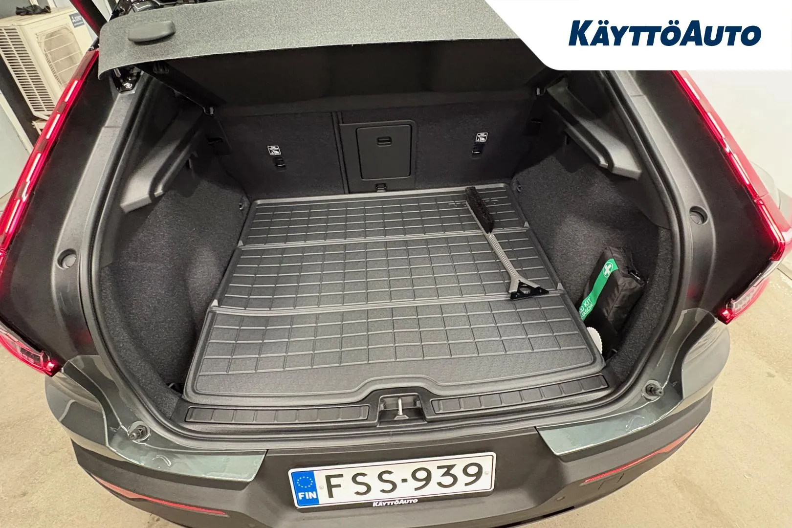 Volvo EC40 FSS-939 carousel image