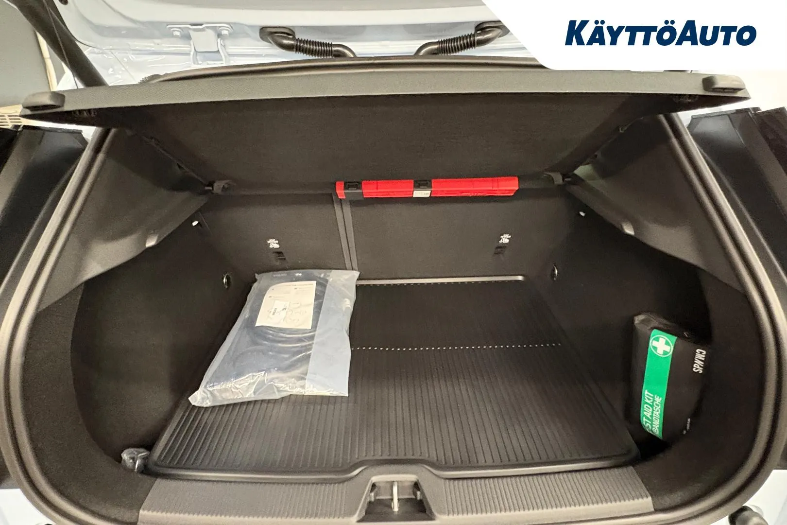 Volvo EX30 GRO-315 carousel image