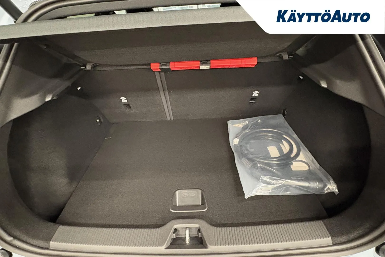 Volvo EX30 ISP-914 carousel image