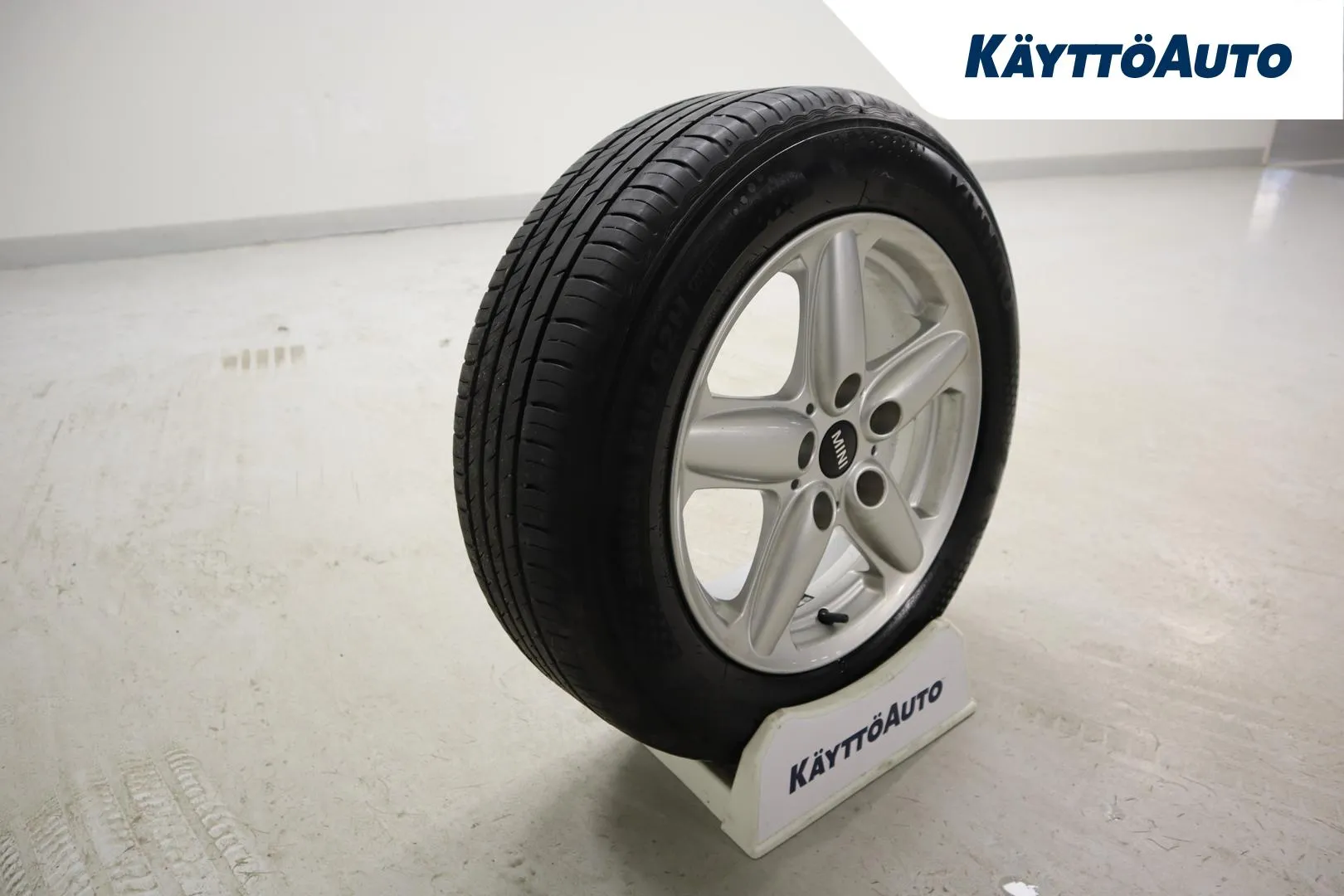 Mini Cooper CPS-307 carousel image