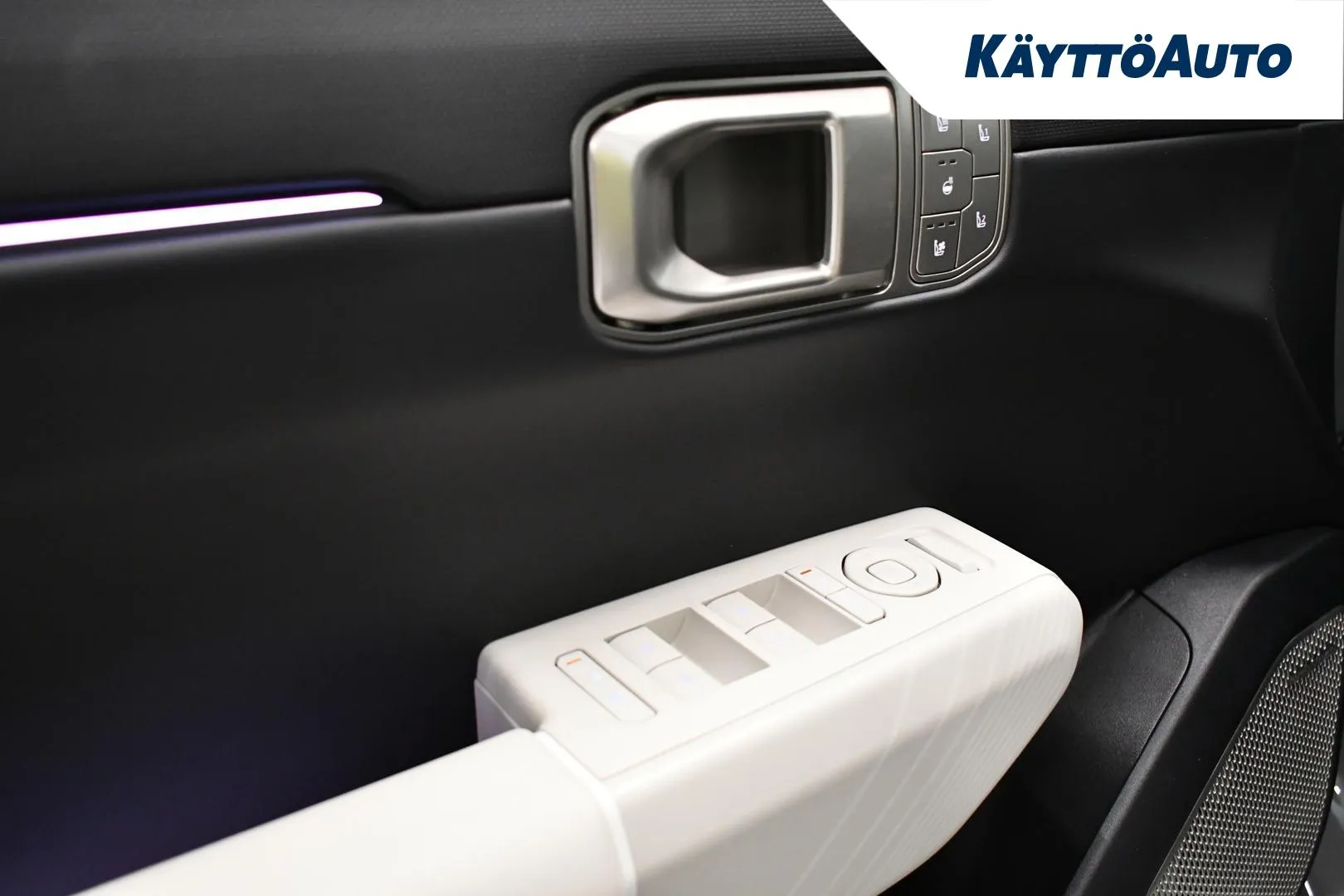 Kia EV4 JOI-963 carousel image