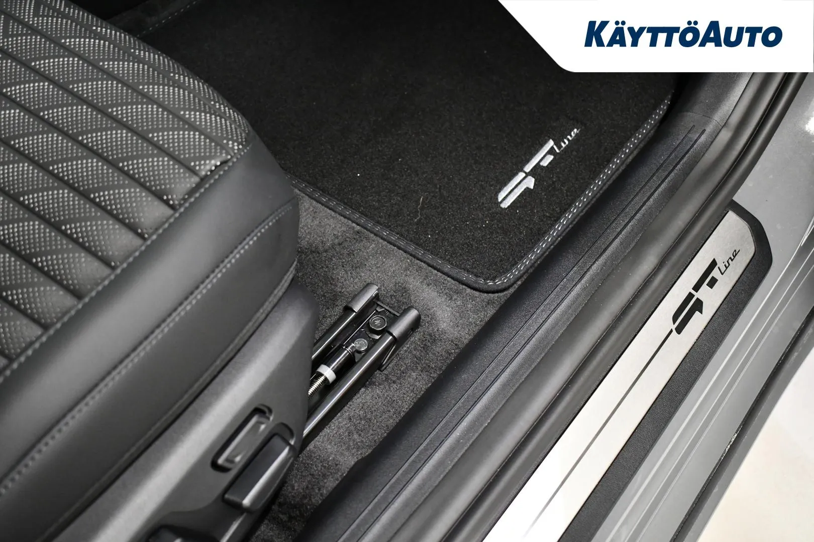 Kia EV4 JOI-963 carousel image