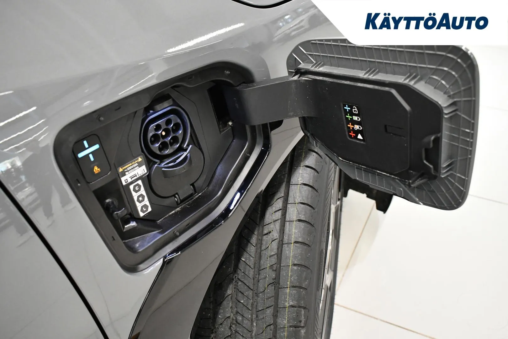 Kia EV4 JOI-963 carousel image