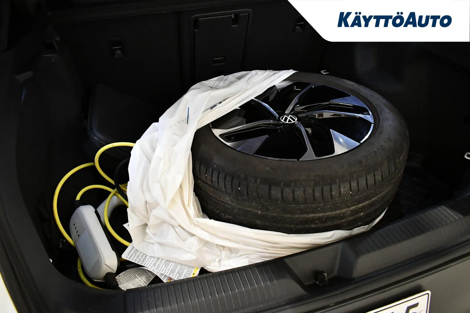 VOLKSWAGEN ID.4 GPK-345 carousel image