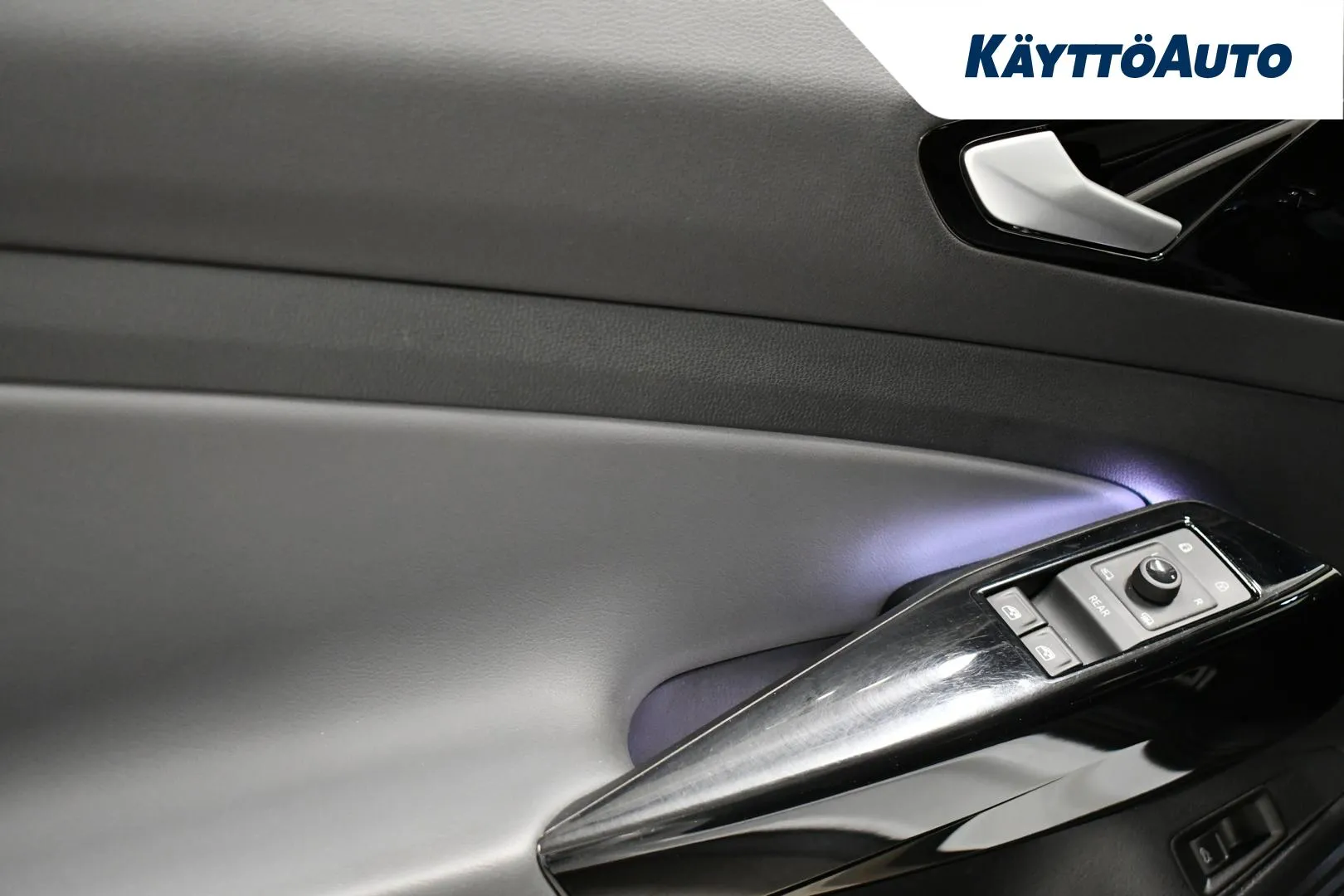 VOLKSWAGEN ID.4 GPK-345 carousel image