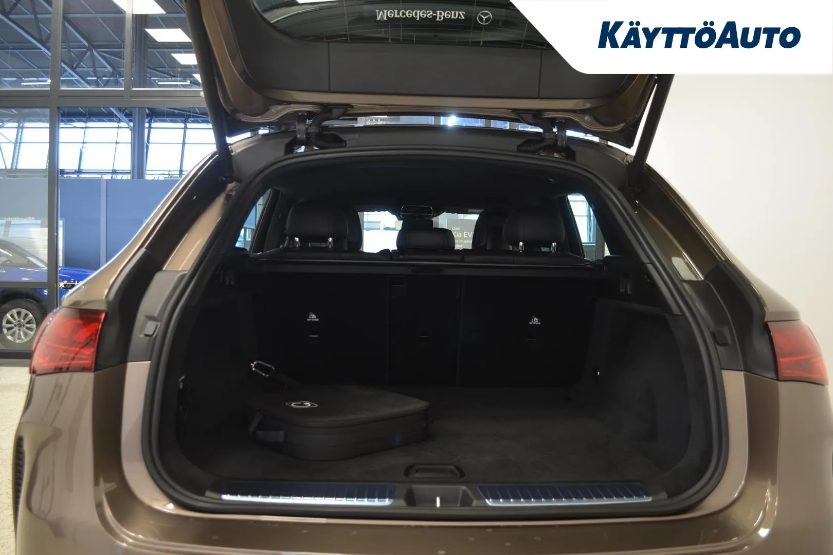 MERCEDES-BENZ EQE JOK-651 carousel image