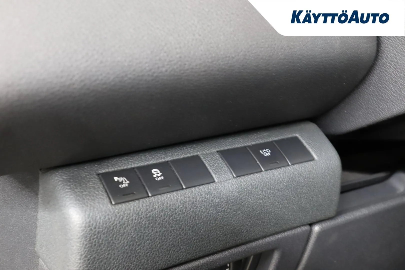 Peugeot 5008 CNM-321 carousel image