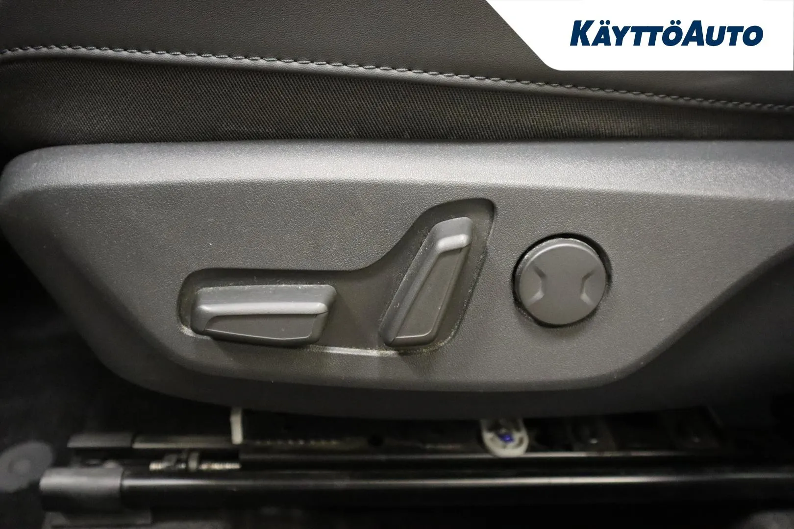 KIA Niro GPH-454 carousel image