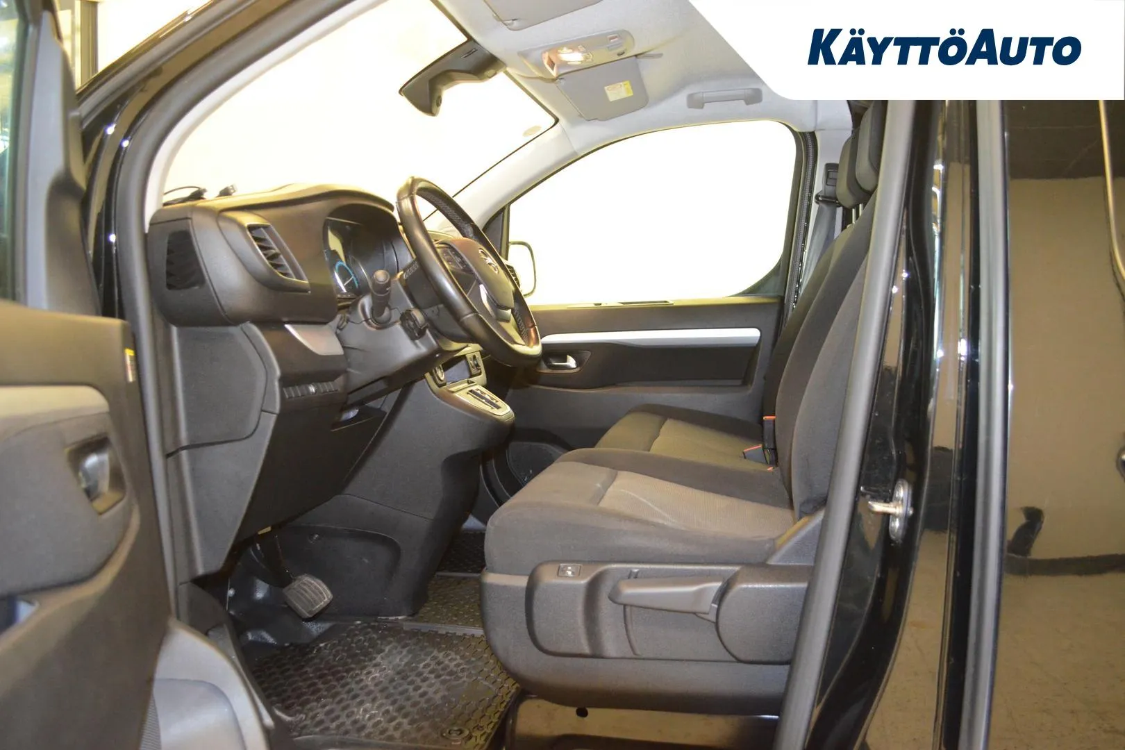 OPEL Vivaro-e SPB-753 carousel image