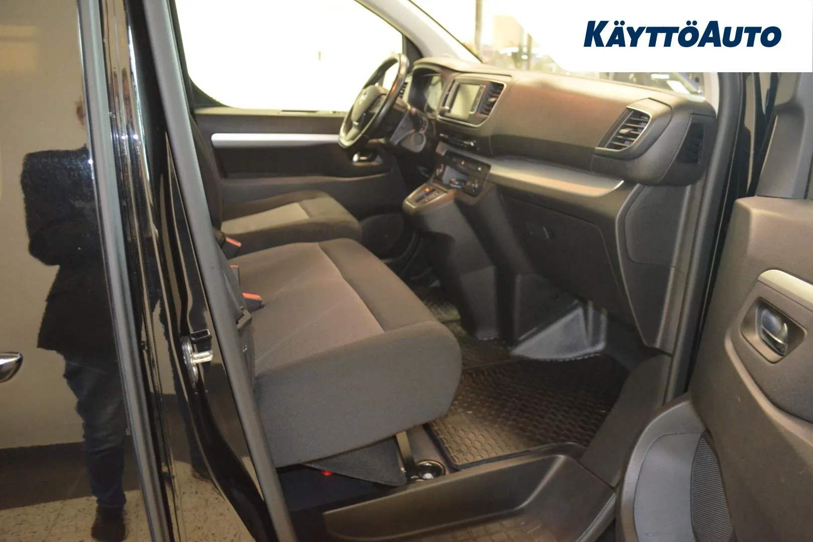 OPEL Vivaro-e SPB-753 carousel image