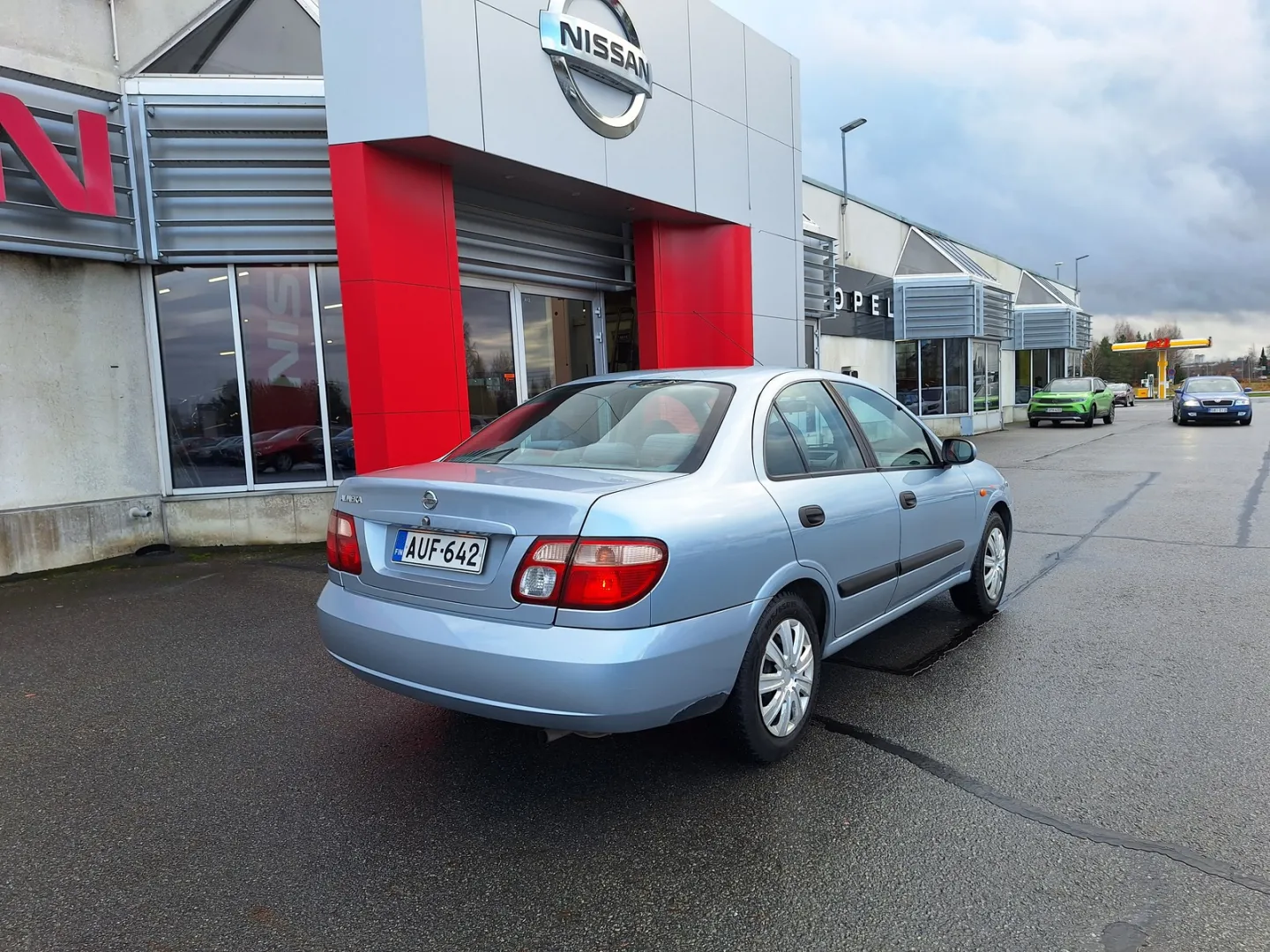 Nissan Almera AUF-642 carousel image