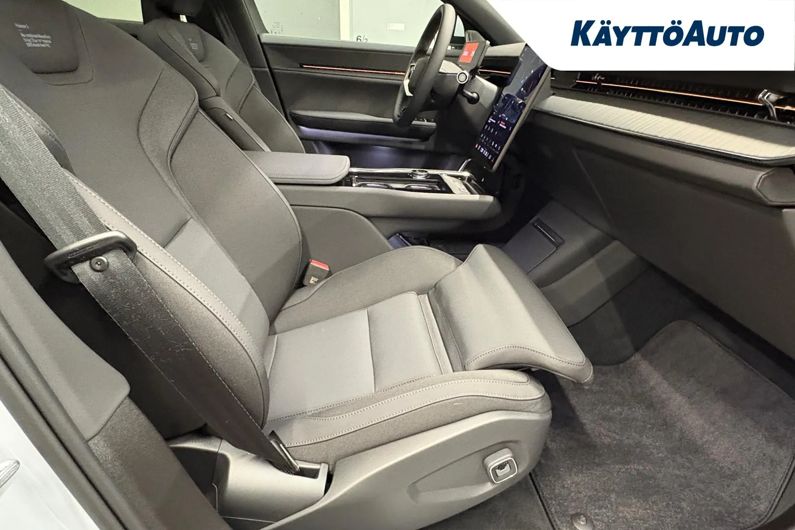 POLESTAR 3 CSG-761 carousel image