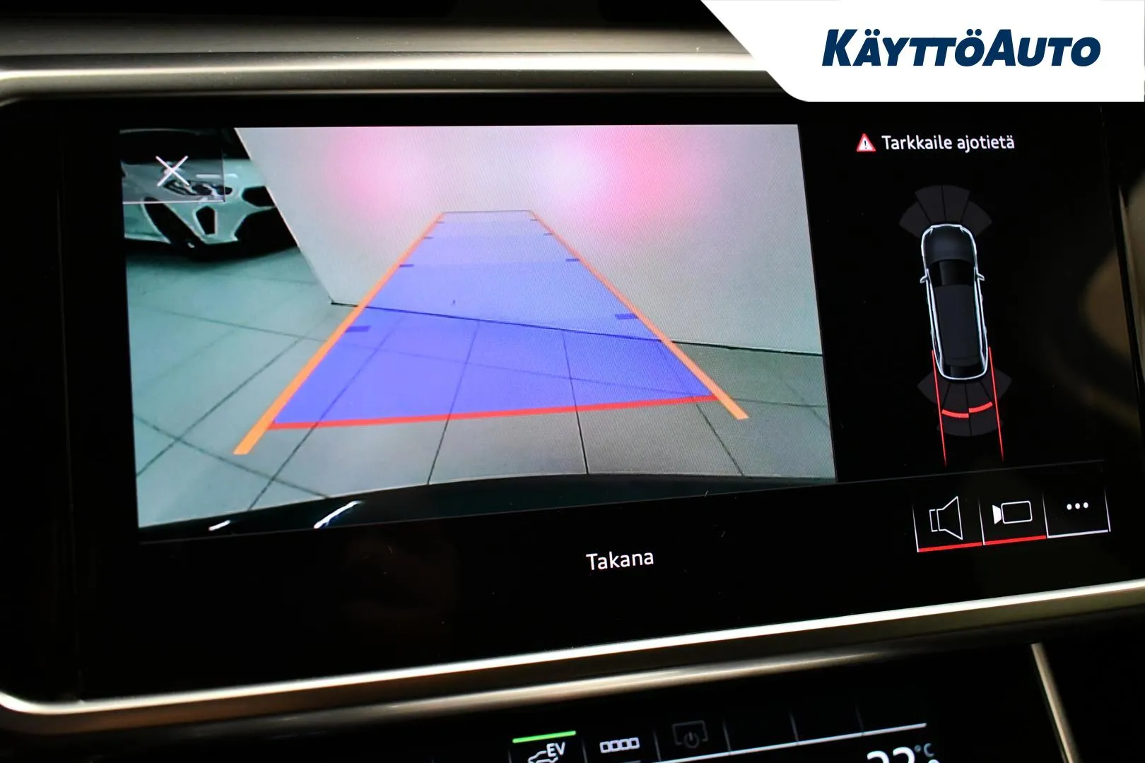 AUDI A6 KUH-813 carousel image