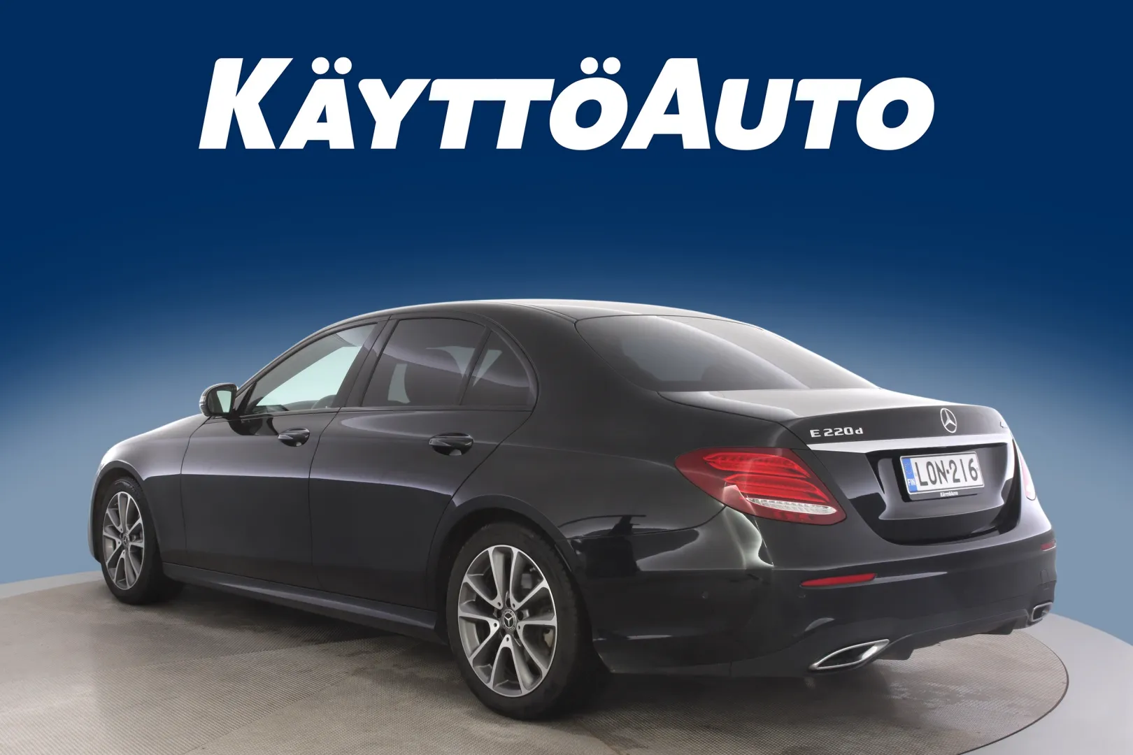 MERCEDES-BENZ E LON-216 carousel image