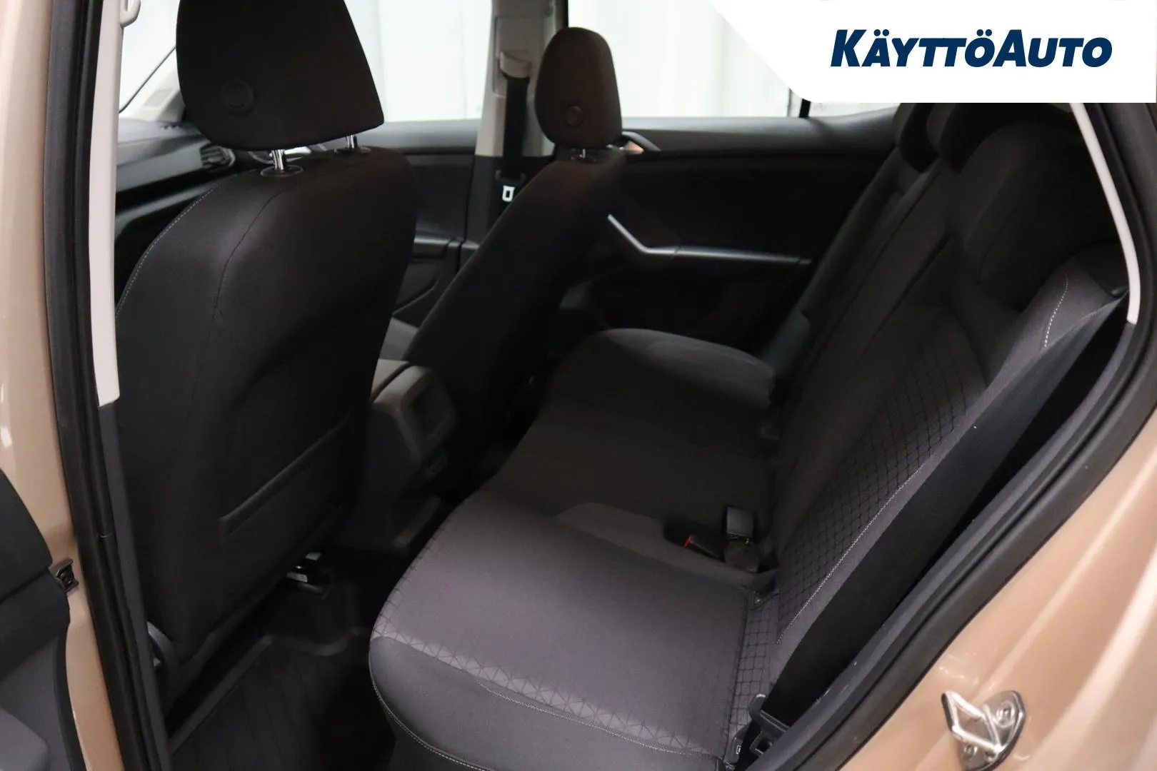 VOLKSWAGEN T-Cross IOX-991 carousel image