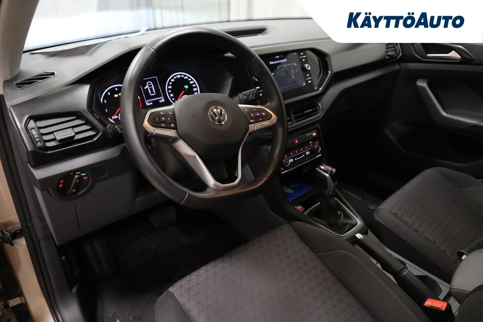 VOLKSWAGEN T-Cross IOX-991 carousel image