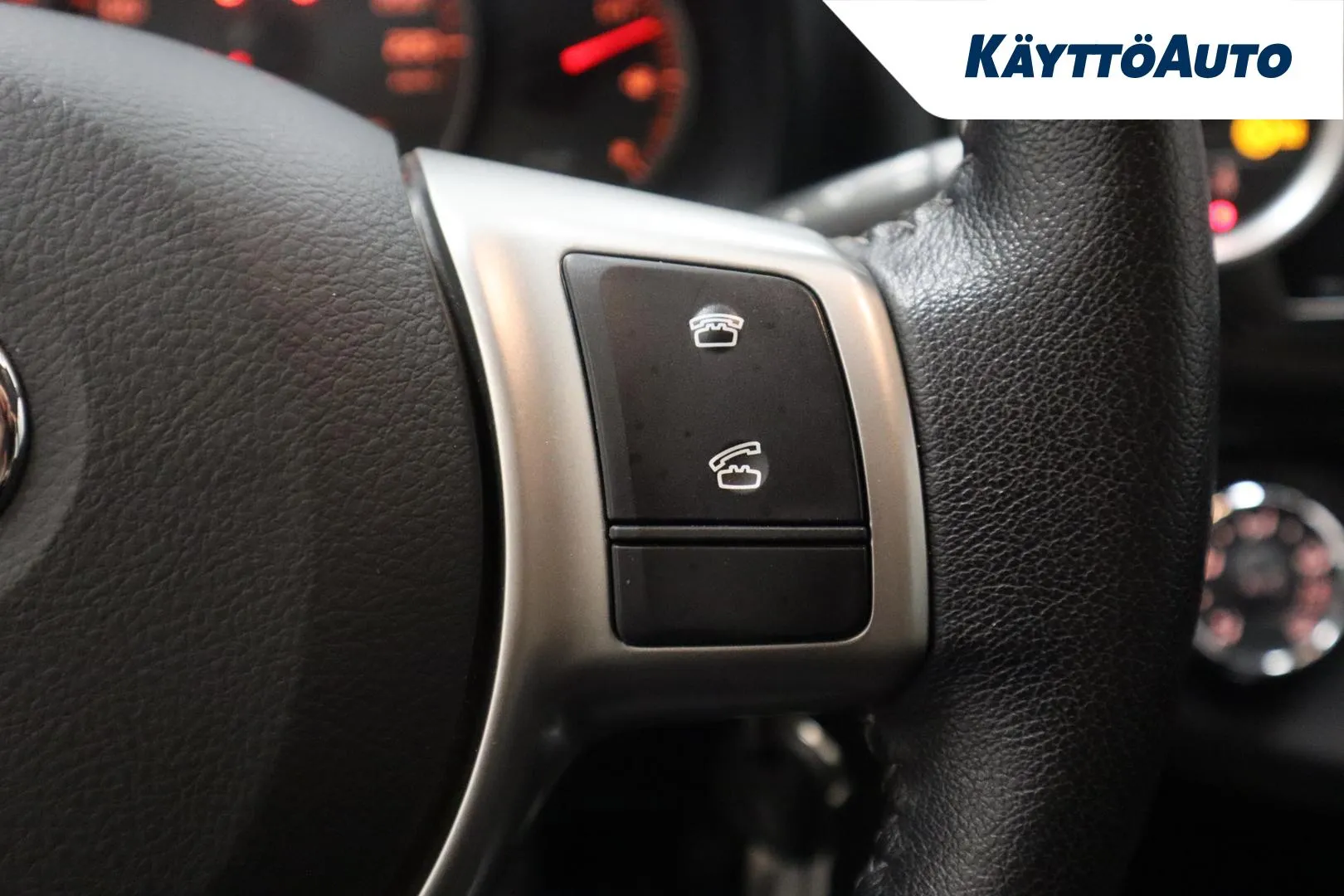 TOYOTA Yaris ZKB-933 carousel image