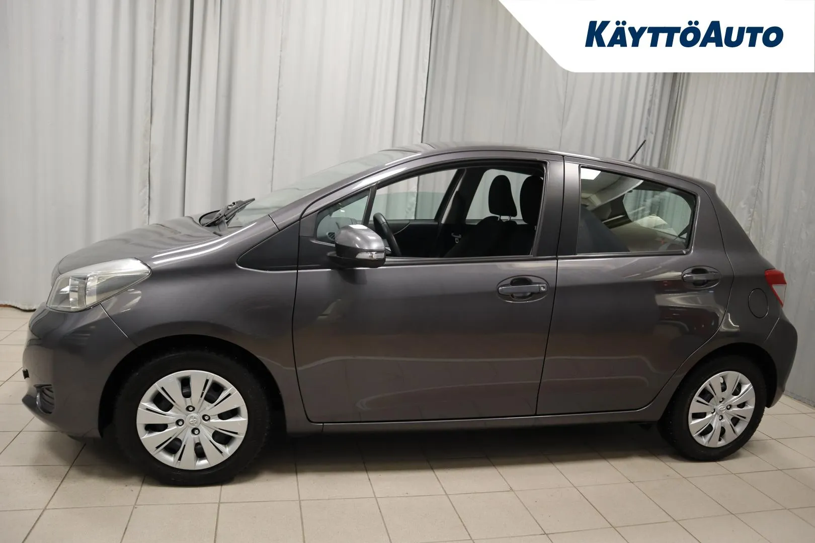 TOYOTA Yaris ZKB-933 carousel image